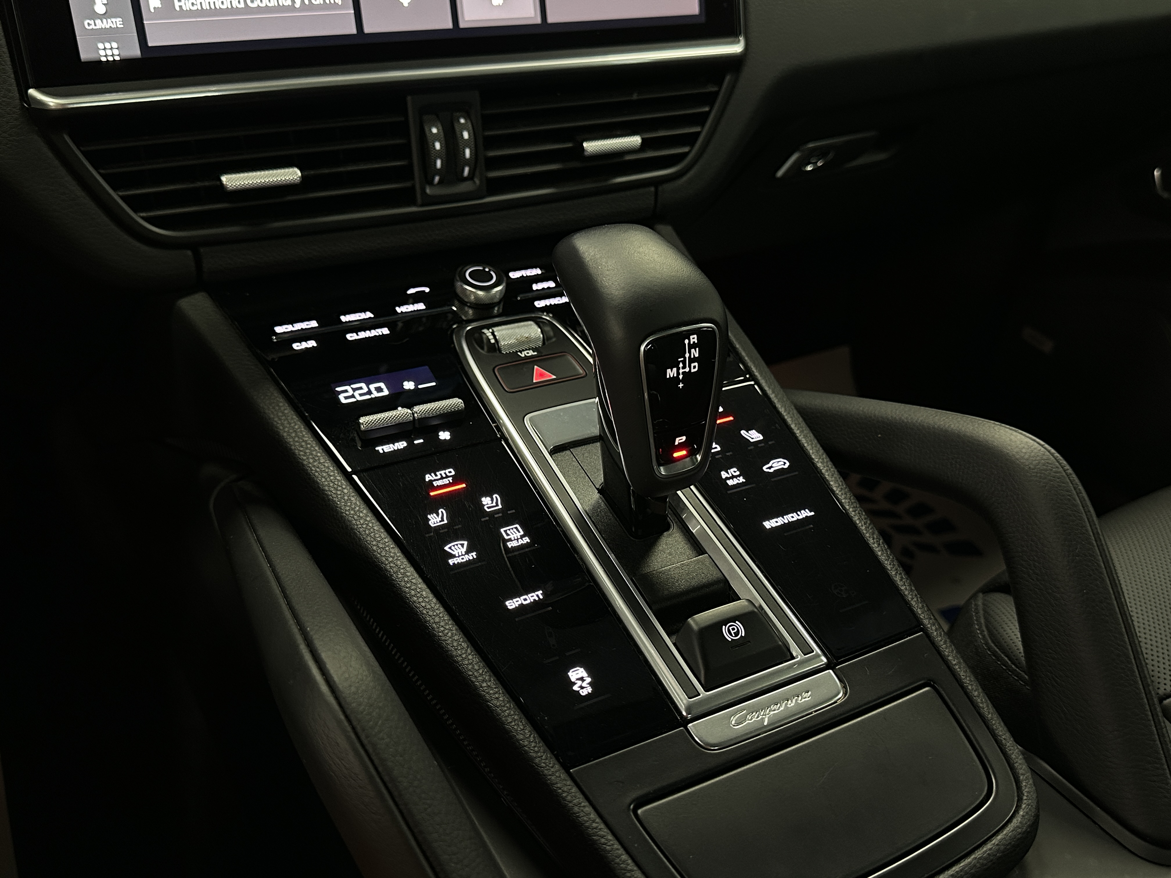 2021 Porsche Cayenne - Image 10