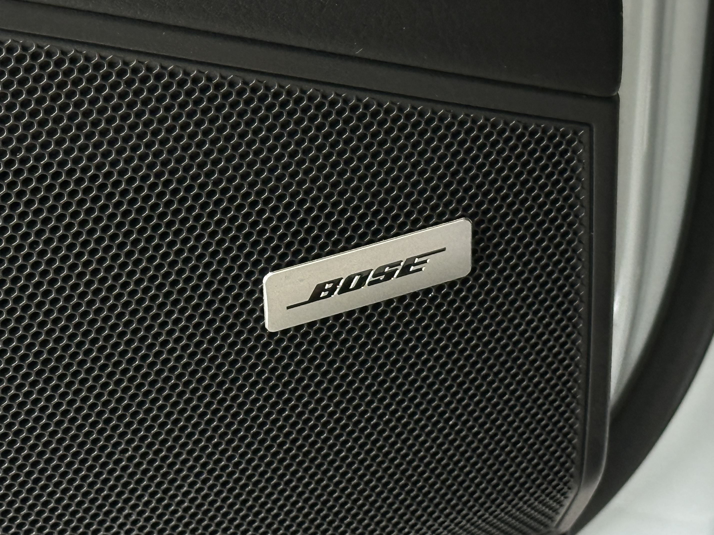 2021 Porsche Cayenne - Image 15