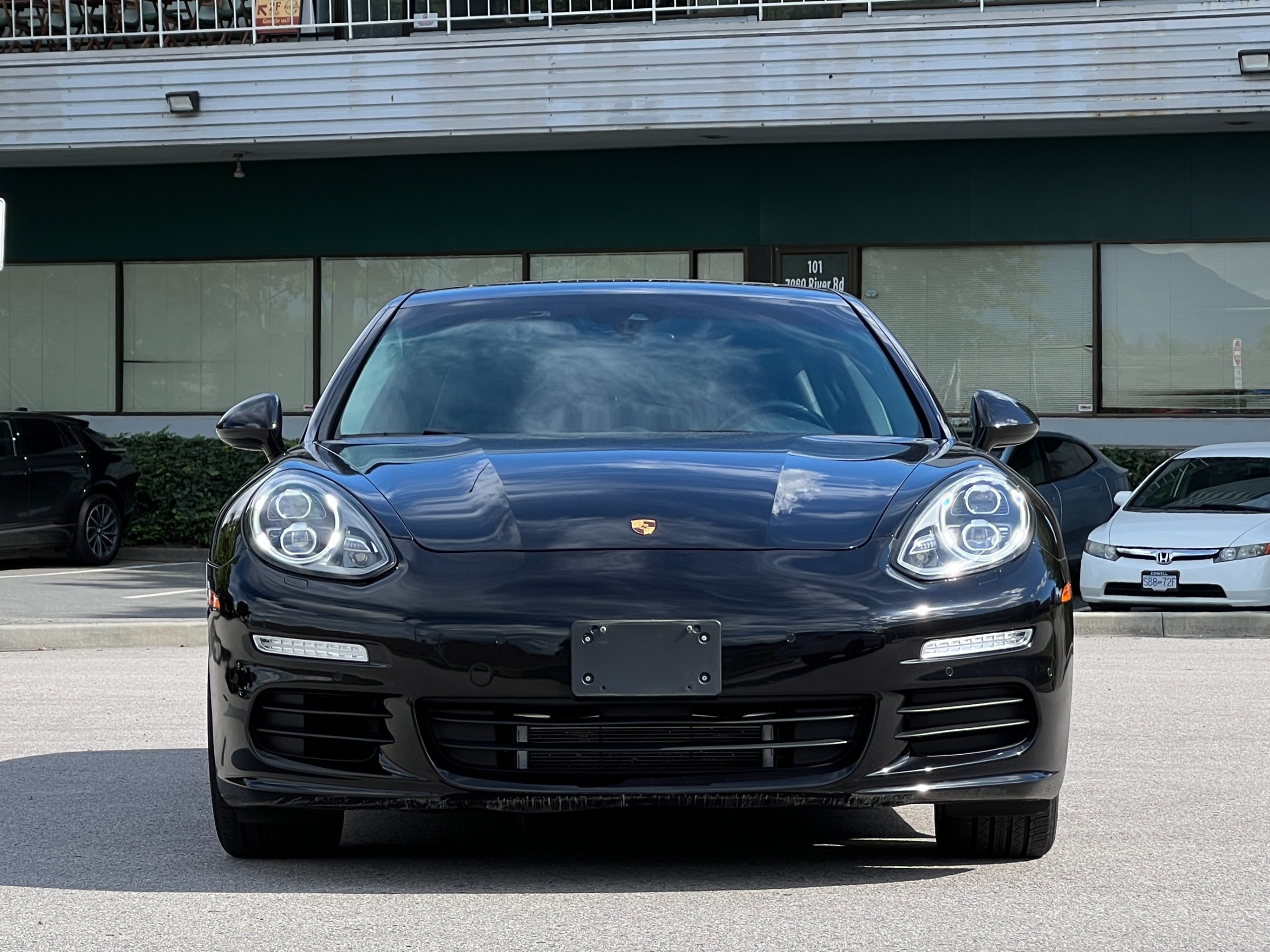 2016 Porsche Panamera S e-hybrid | BC Local - Image 3