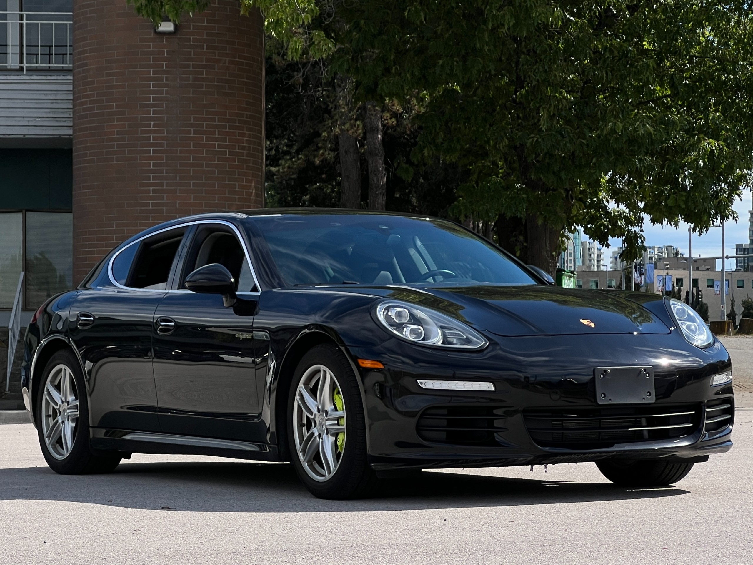 2016 Porsche Panamera S e-hybrid | BC Local - Image 1