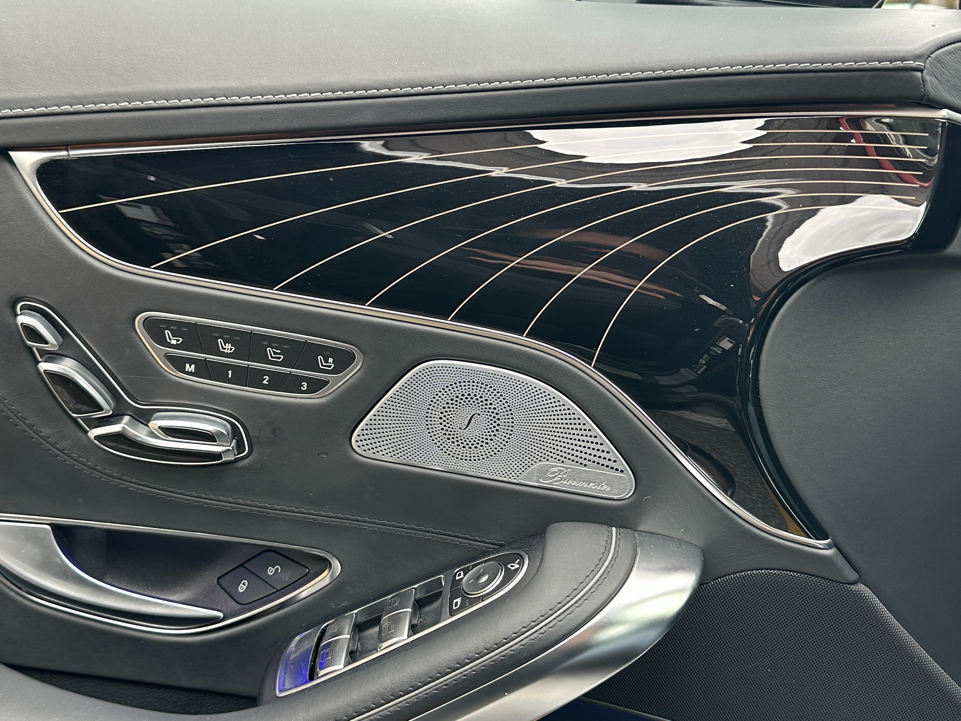 2019 Mercedes-Benz S560 coupe - Image 13