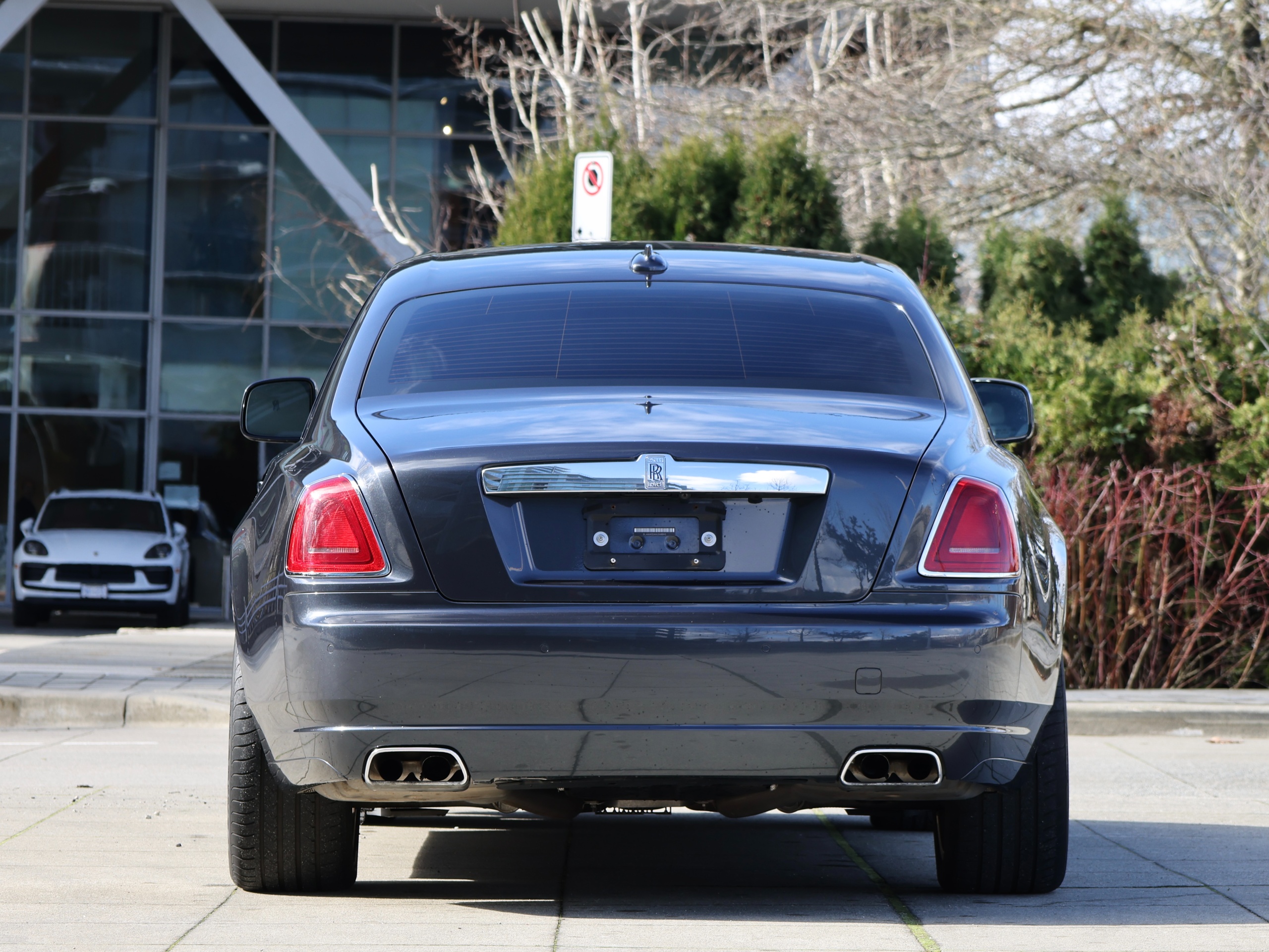 2010 Rolls-Royce Ghost - Image 8