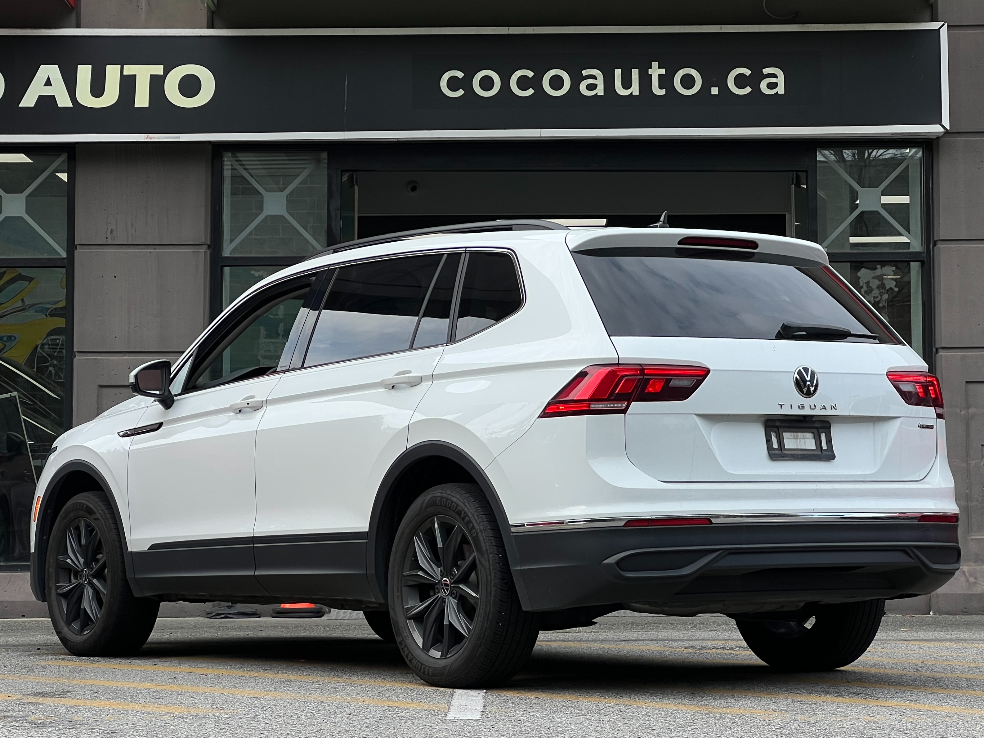 2024 Volkswagen Tiguan Comfortline No accident | BC Local - Image 6