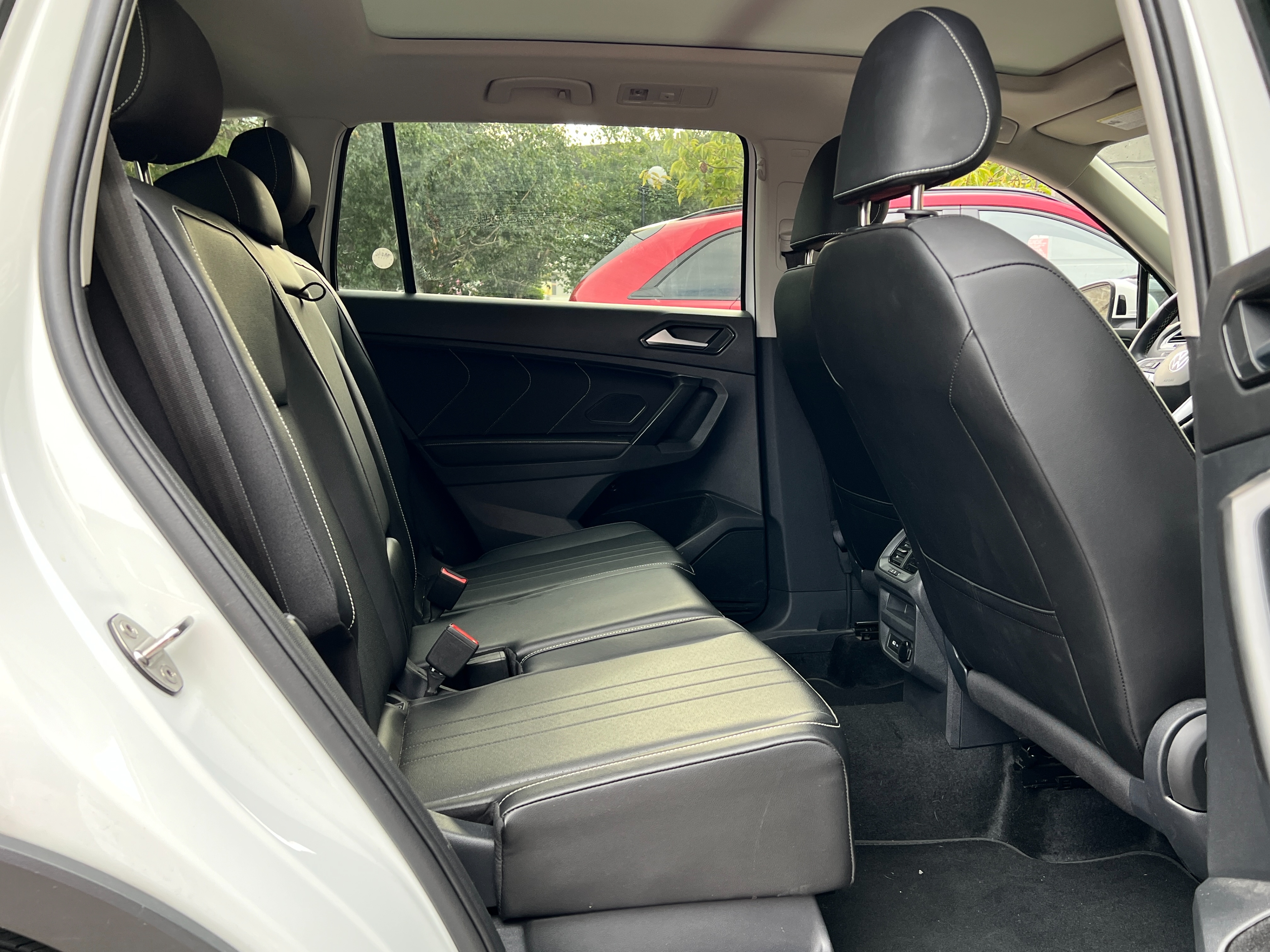 2024 Volkswagen Tiguan Comfortline No accident | BC Local - Image 15