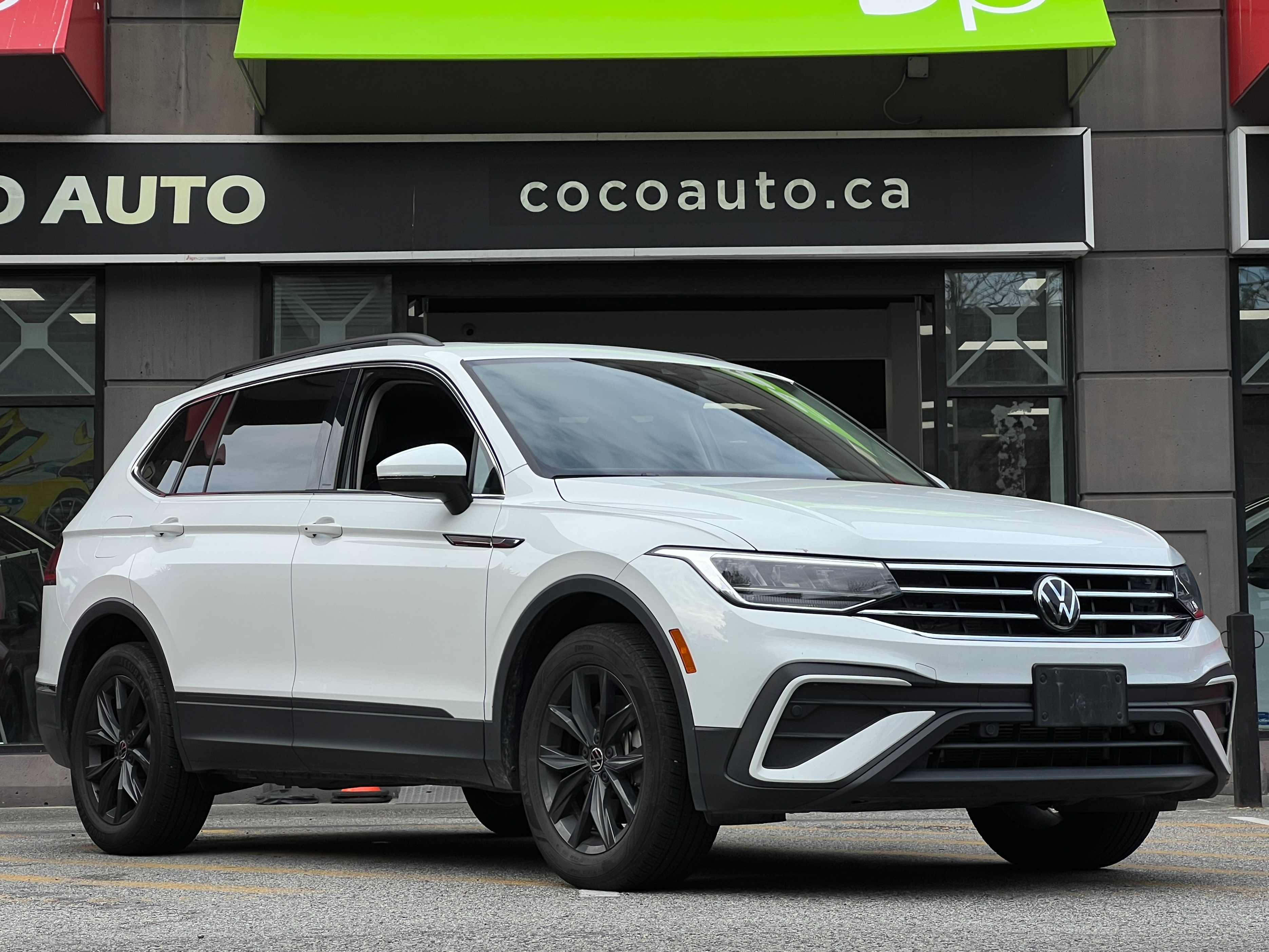 2024 Volkswagen Tiguan Comfortline No accident | BC Local - Image 1