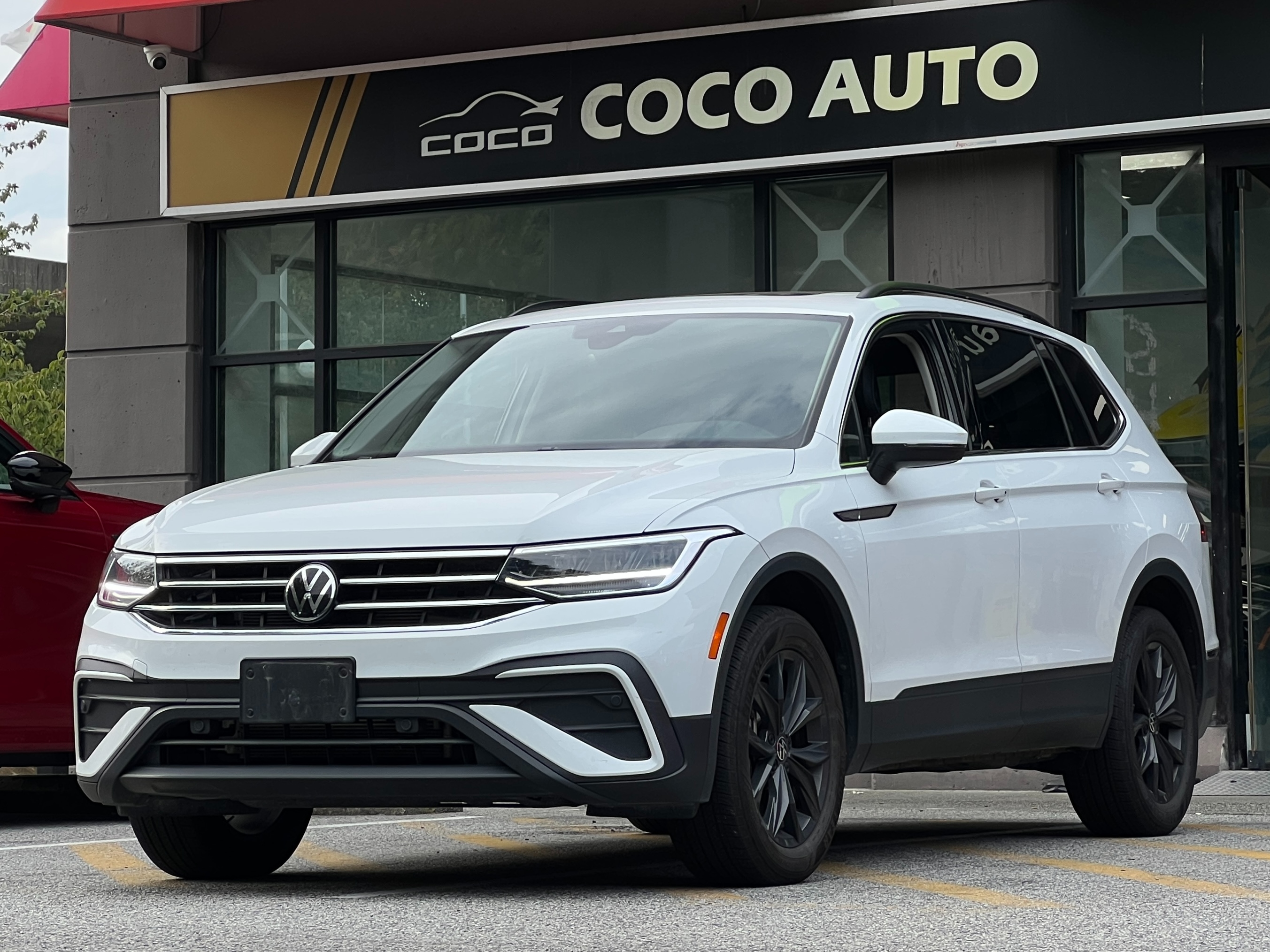 2024 Volkswagen Tiguan Comfortline No accident | BC Local - Image 4