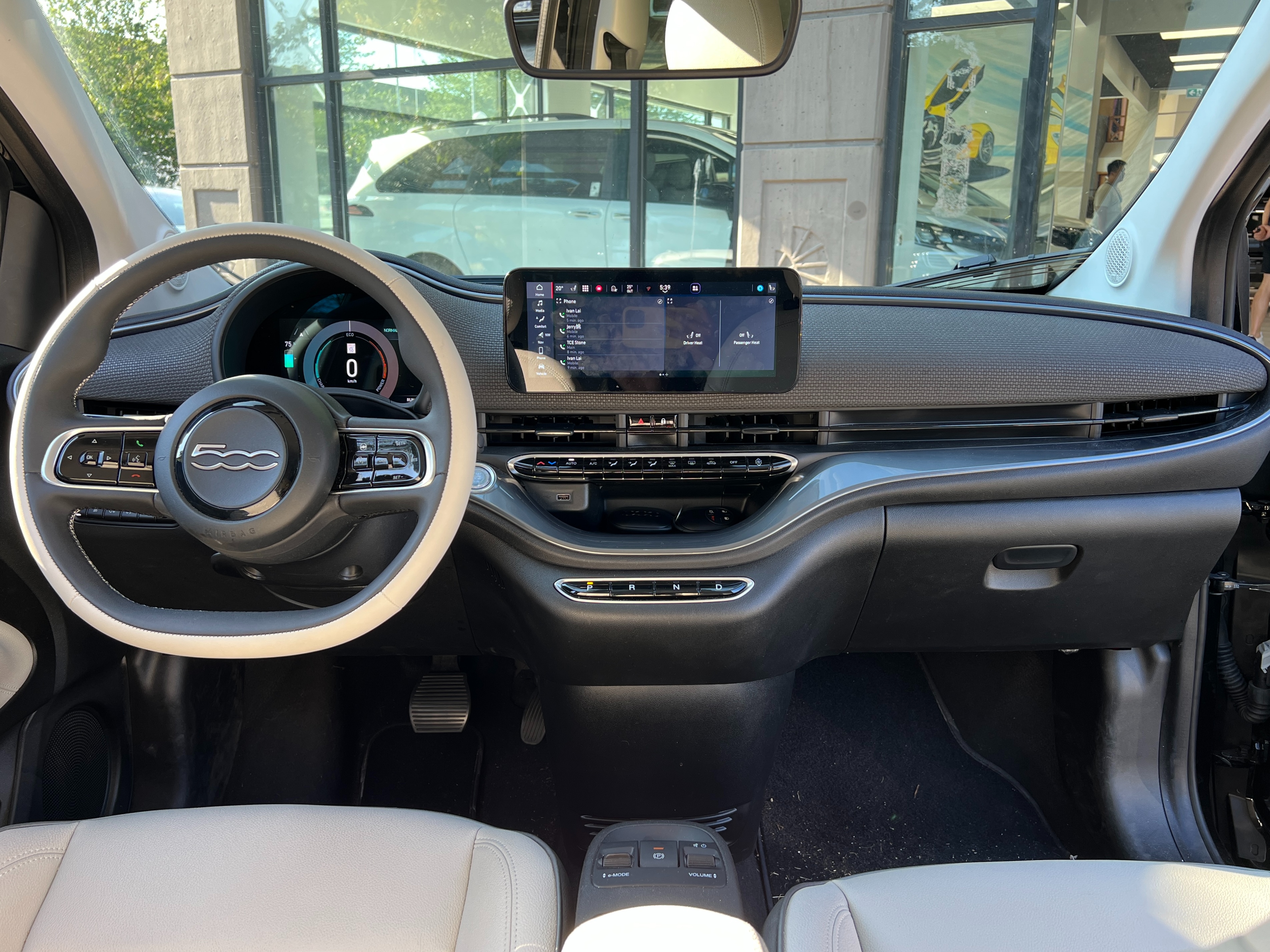 2024 Fiat 500E LA PRIMA - Image 13
