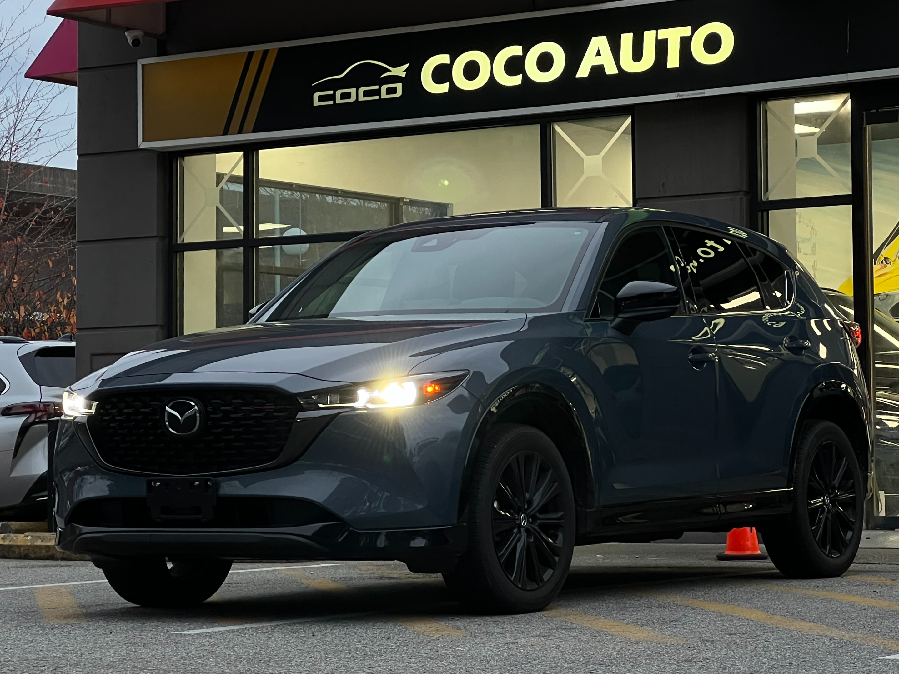 2023 Mazda CX-5 sport design premium | No accident | one owner - Image 4