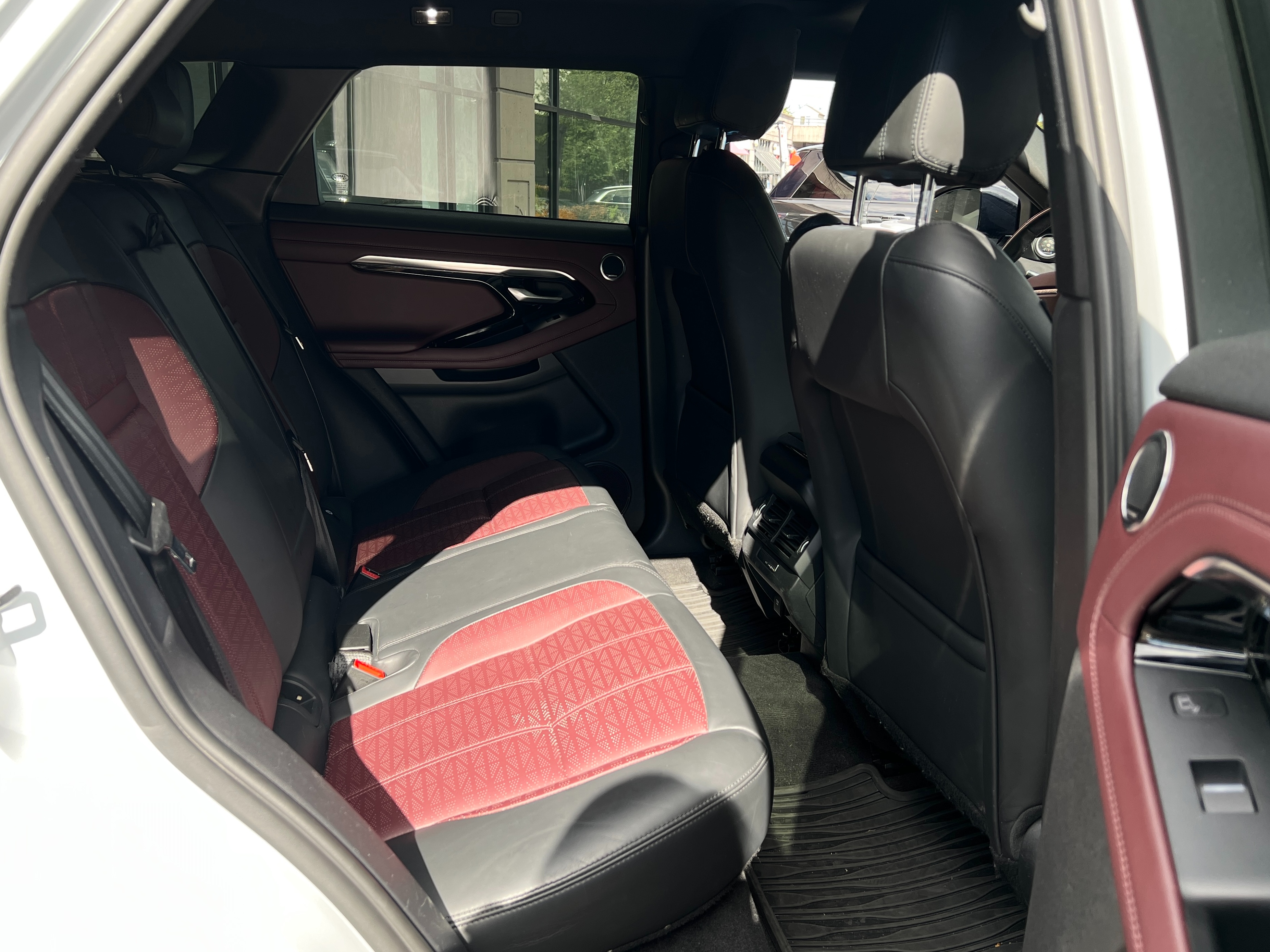 2020 Land Rover ranger rover evoque hse - Image 17