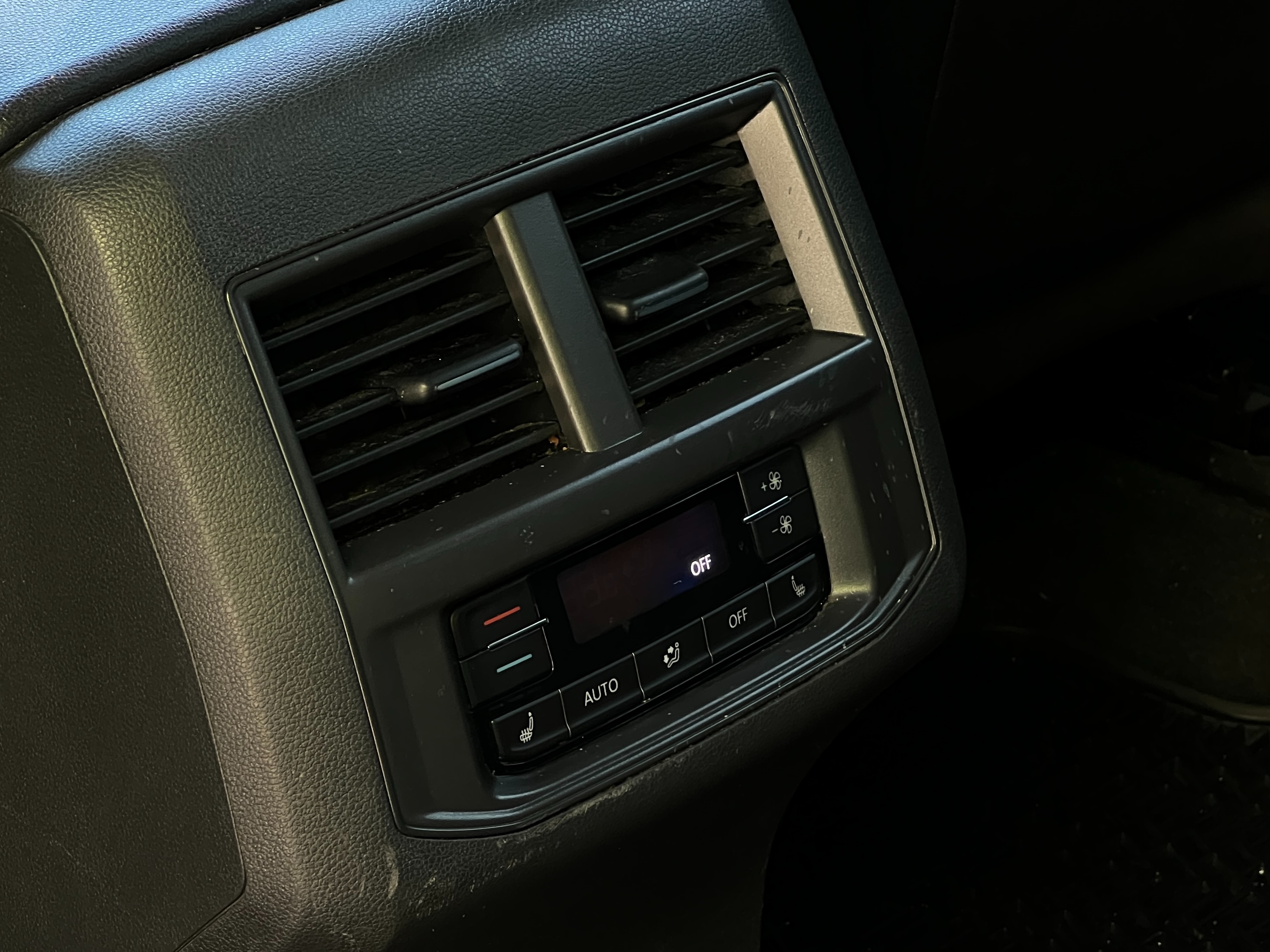 2022 Volkswagen atlas execline r-line | no accident | one owner - Image 16