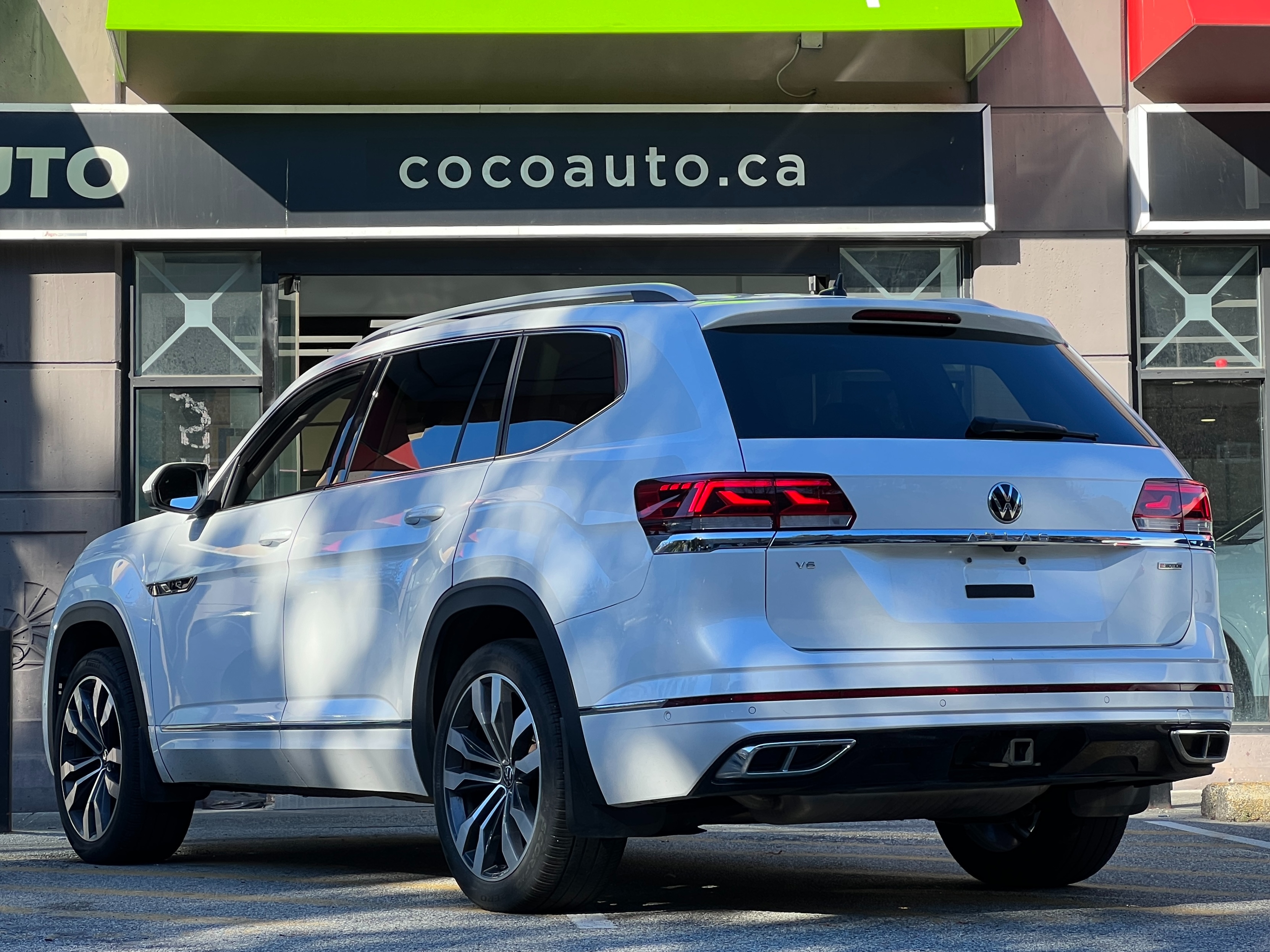 2022 Volkswagen atlas execline r-line | no accident | one owner - Image 6