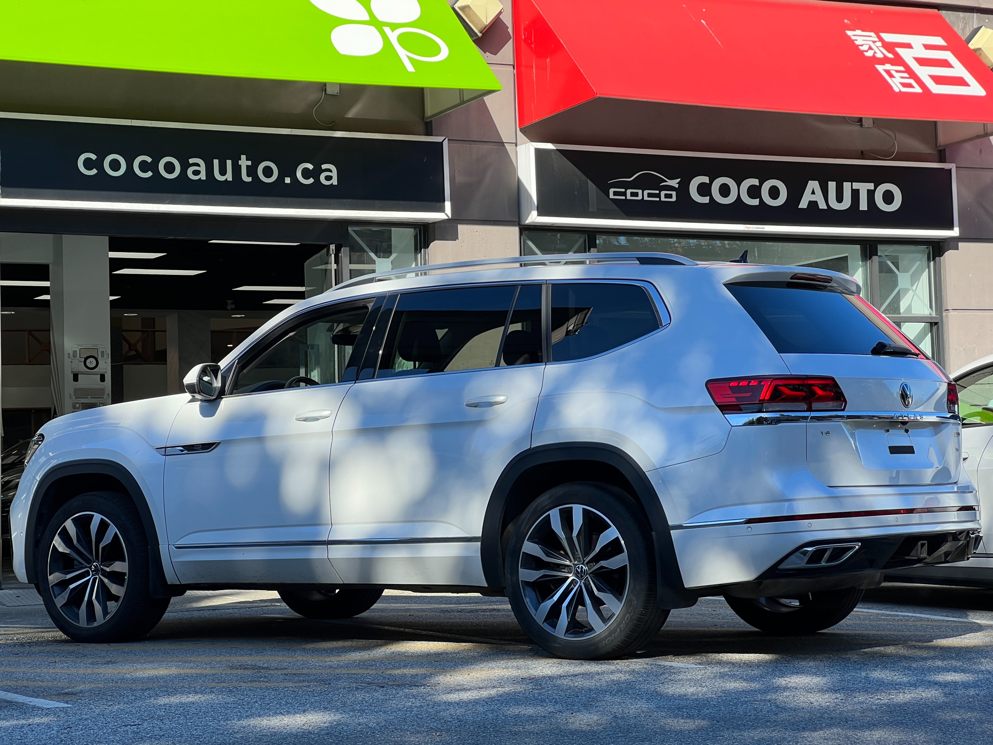 2022 Volkswagen atlas execline r-line | no accident | one owner - Image 7