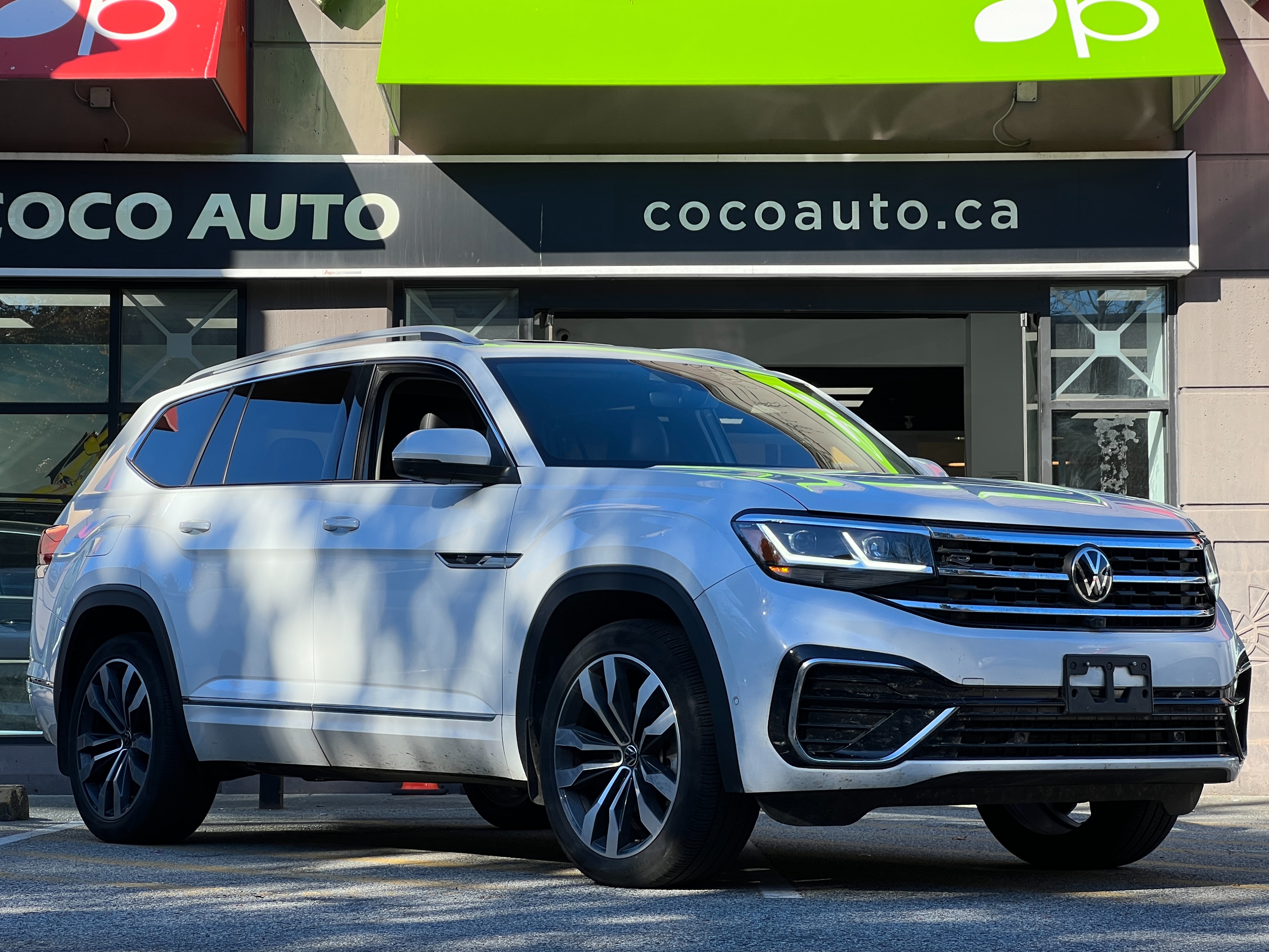 2022 Volkswagen atlas execline r-line | no accident | one owner - Image 1