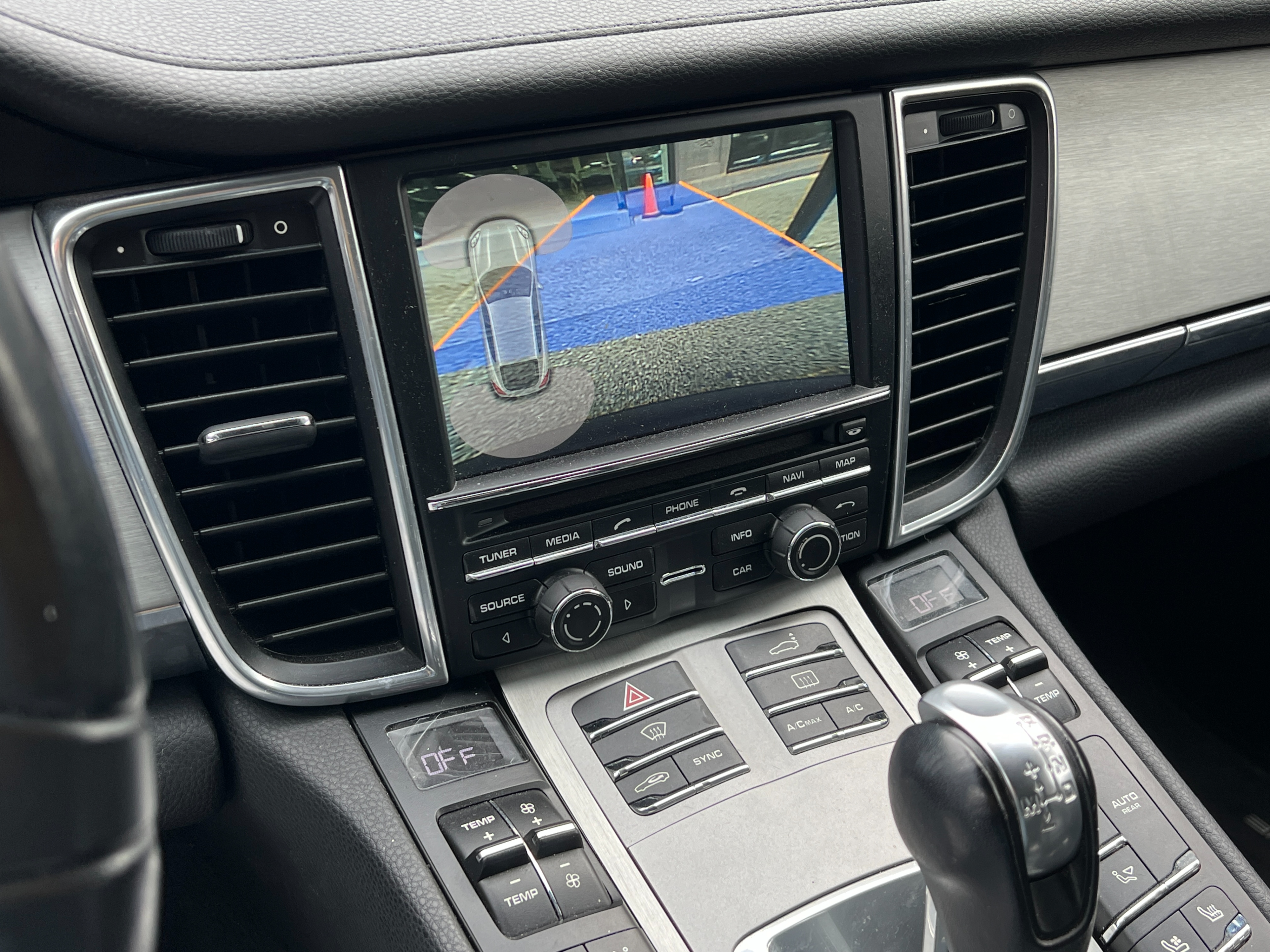 2016 Porsche panamera 4 - Image 8