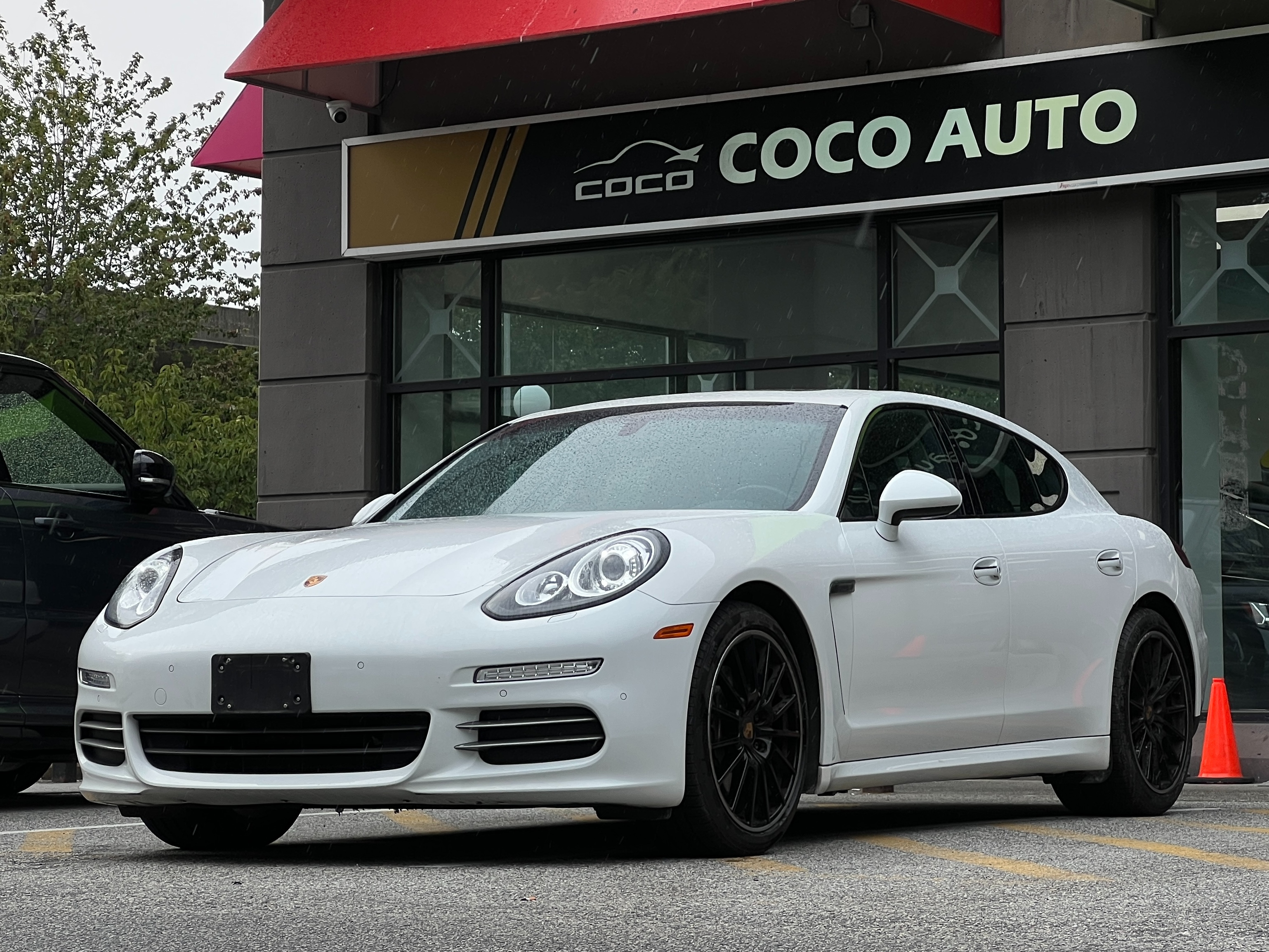 2016 Porsche panamera 4 - Image 4