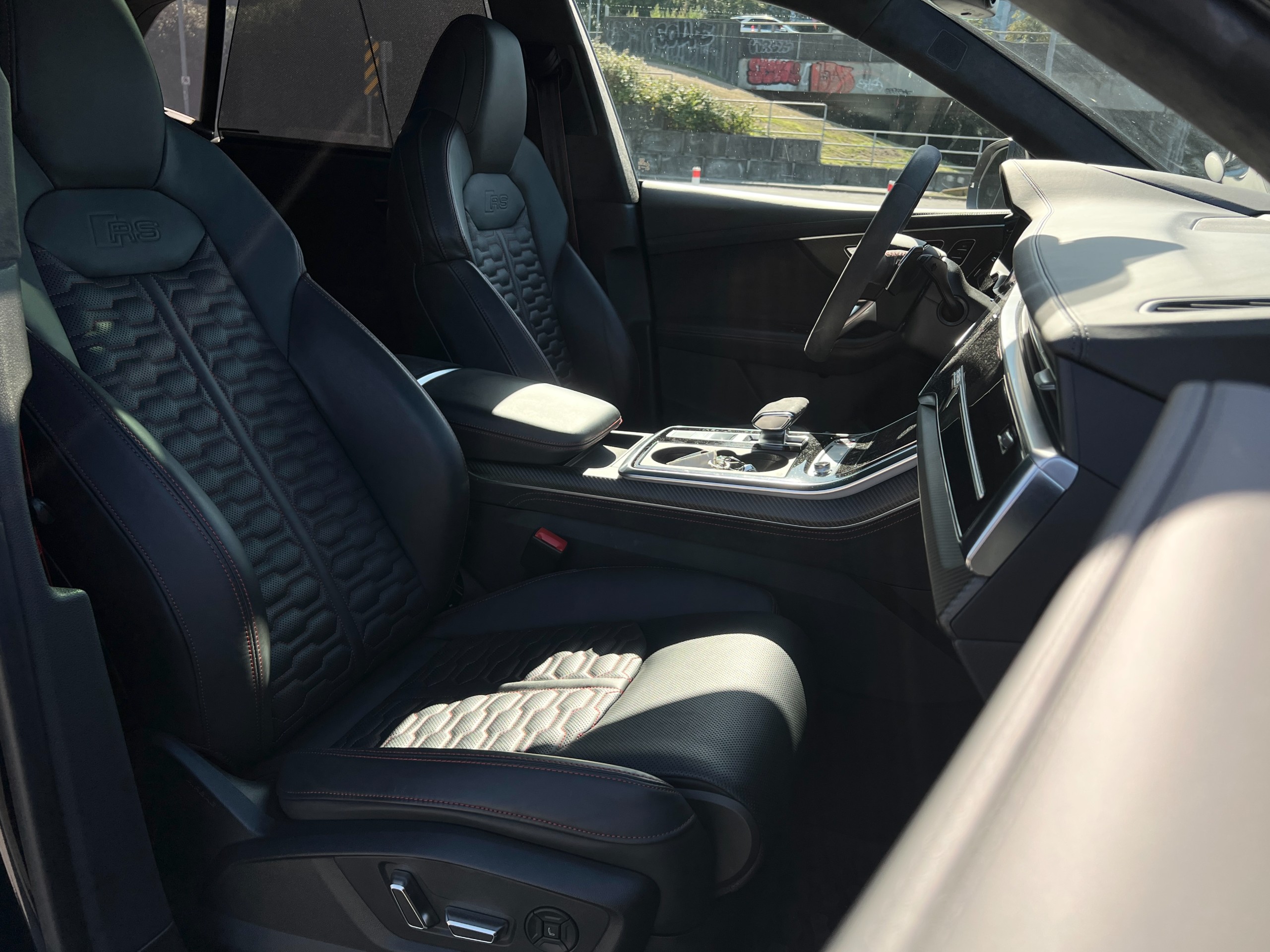 2021 Audi RSQ8 - Image 13