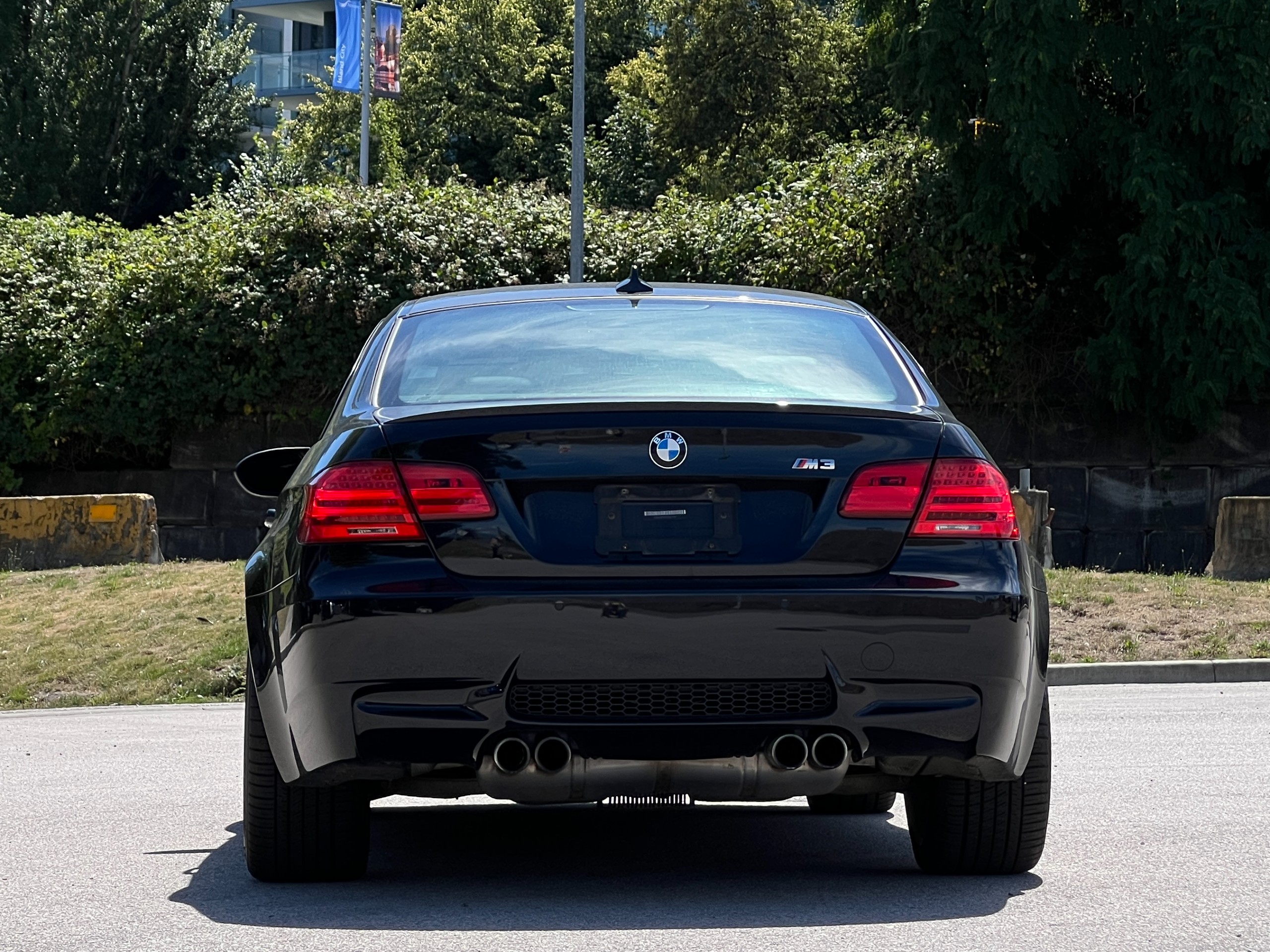 2011 BMW M3 e92 | BC Local - Image 7