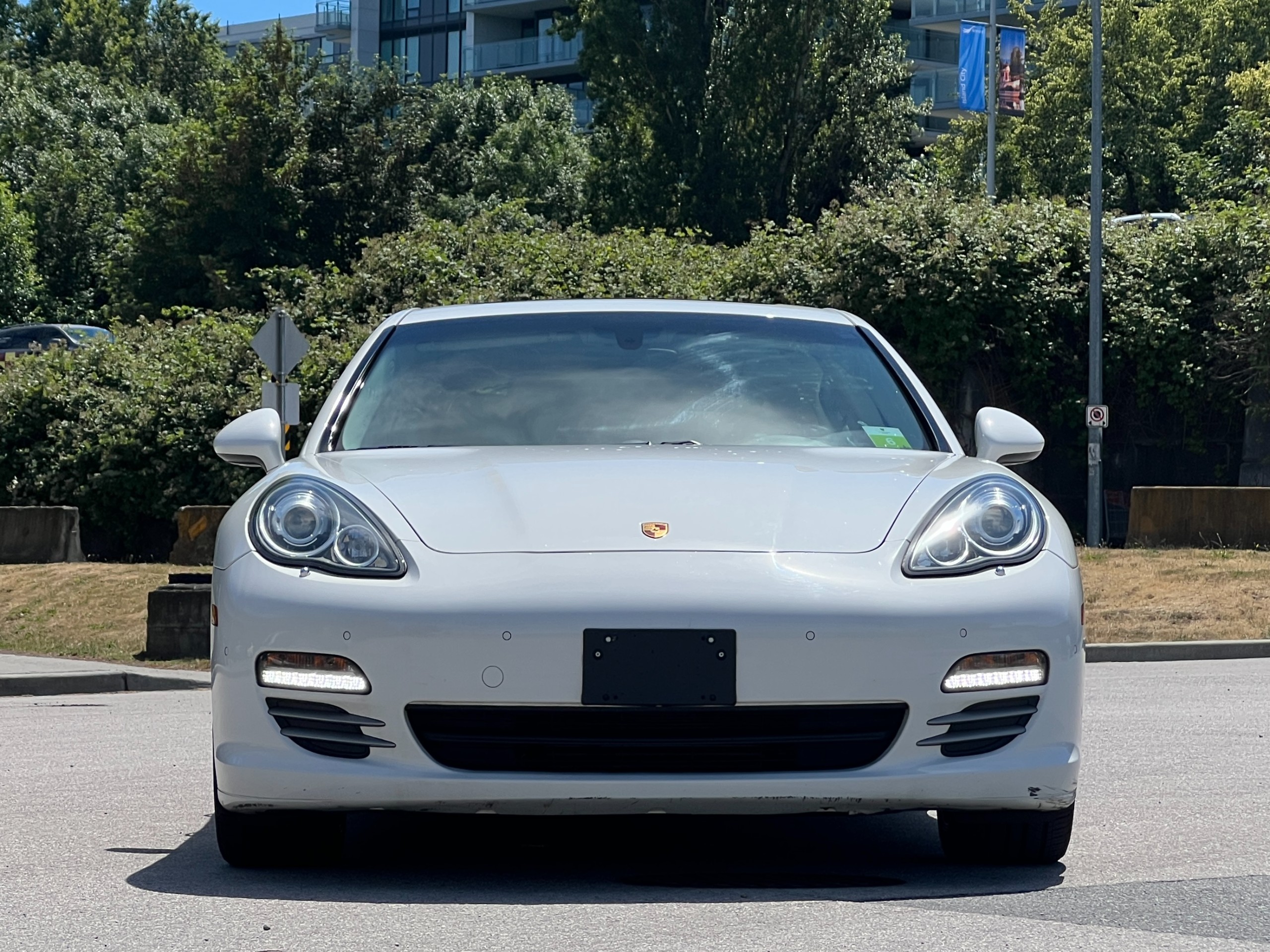 2011 Porsche panamera 4 |BC Local - Image 3
