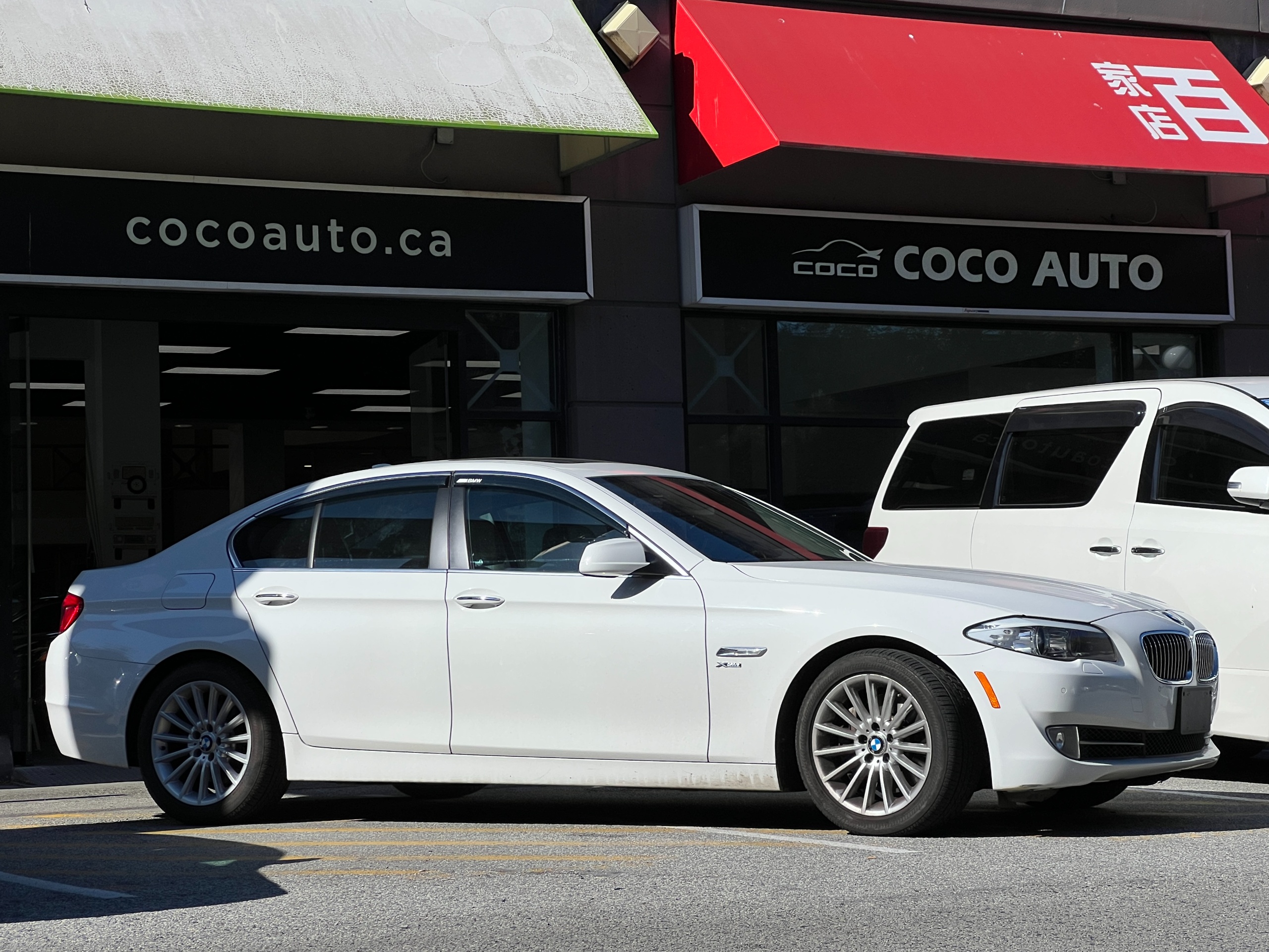2011 BMW 535 - Image 2