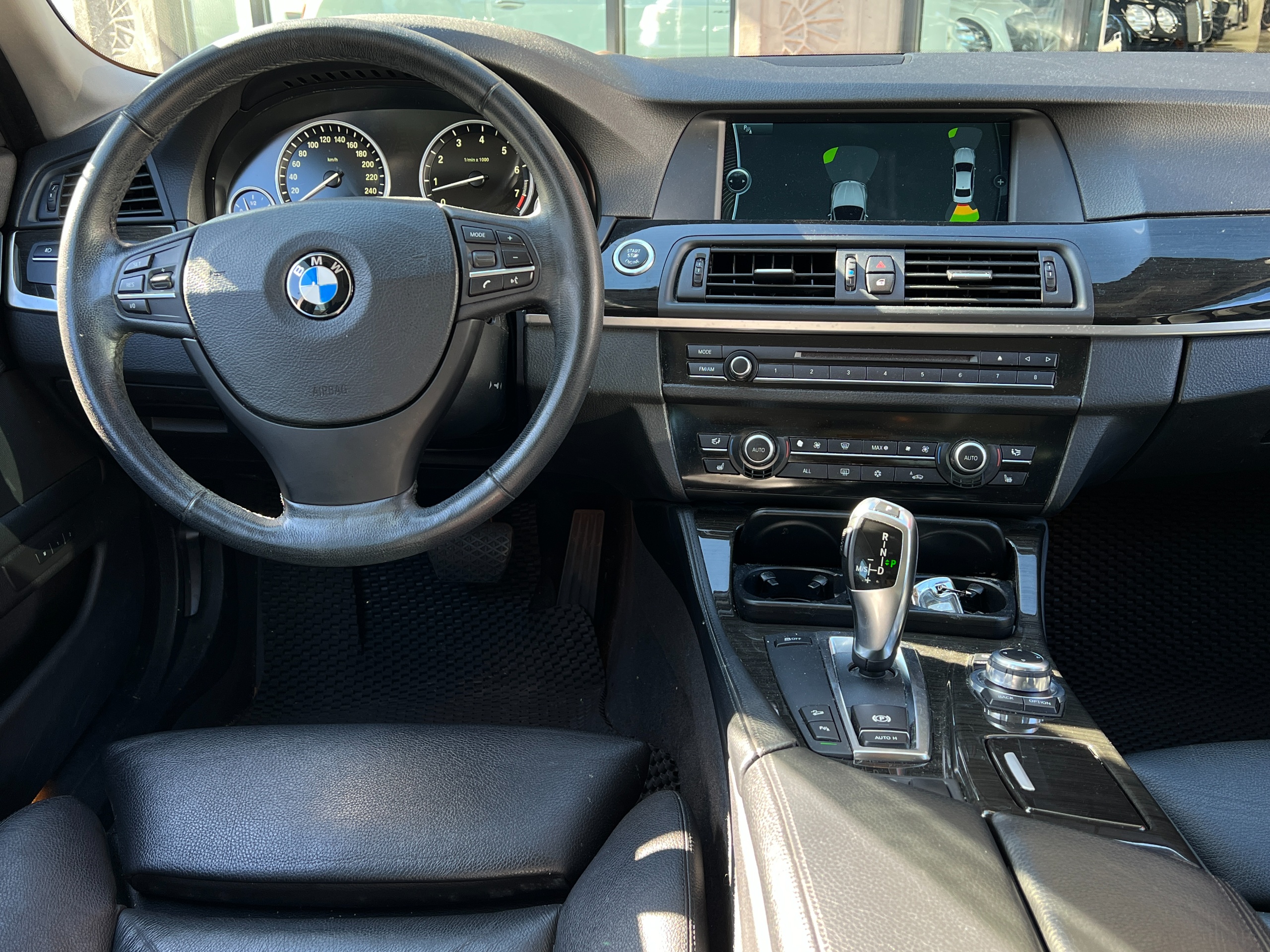 2011 BMW 535 - Image 14