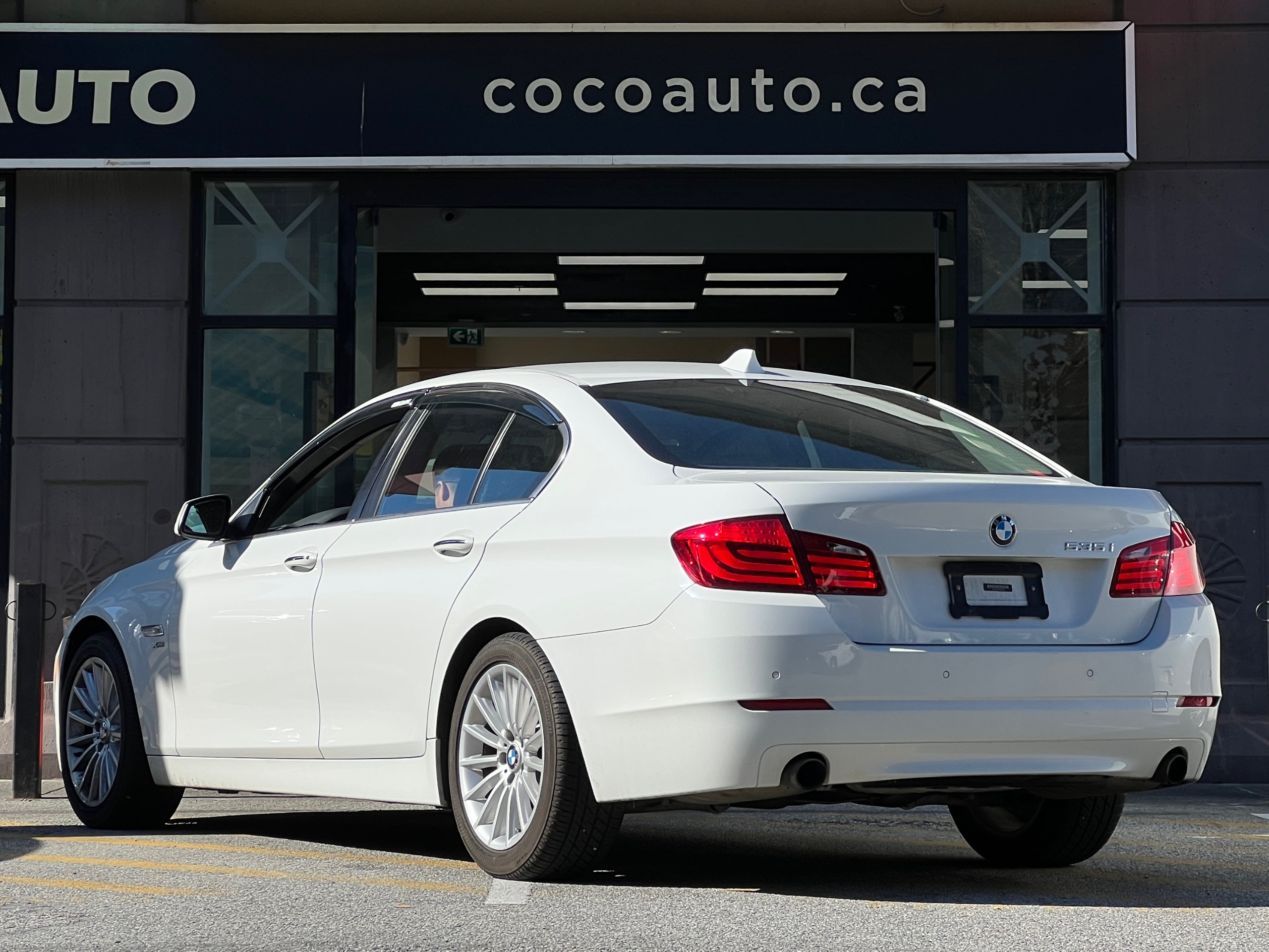 2011 BMW 535 - Image 5