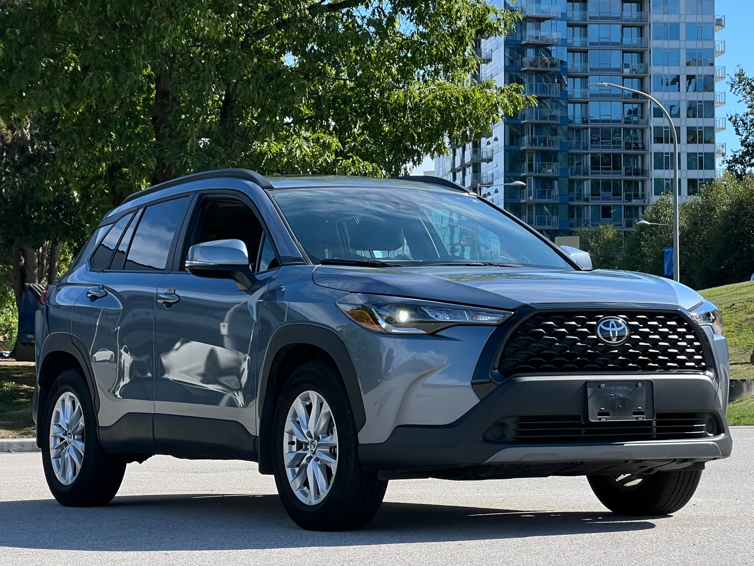2022 Toyota Corolla Cross LE AWD | No accident | BC Local - Image 1