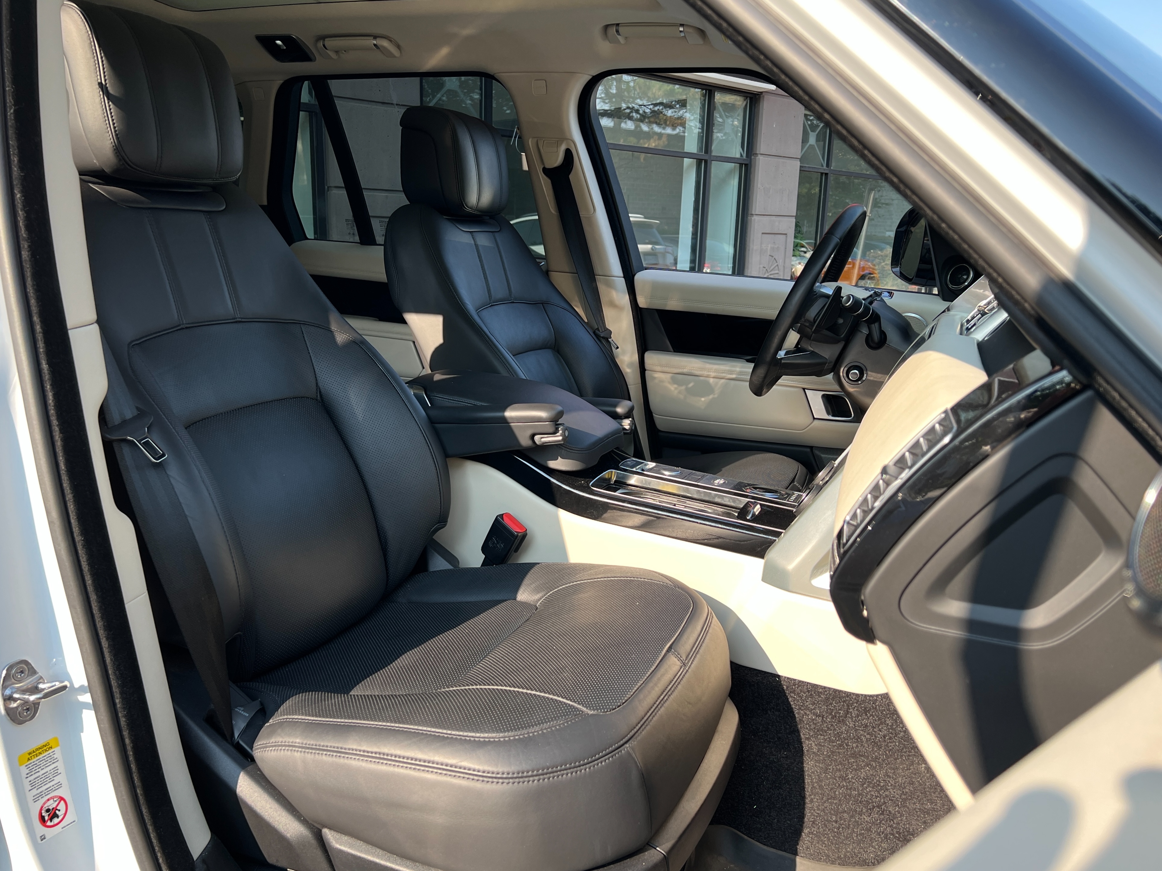 2020 Land Rover range rover hse | bc local - Image 11