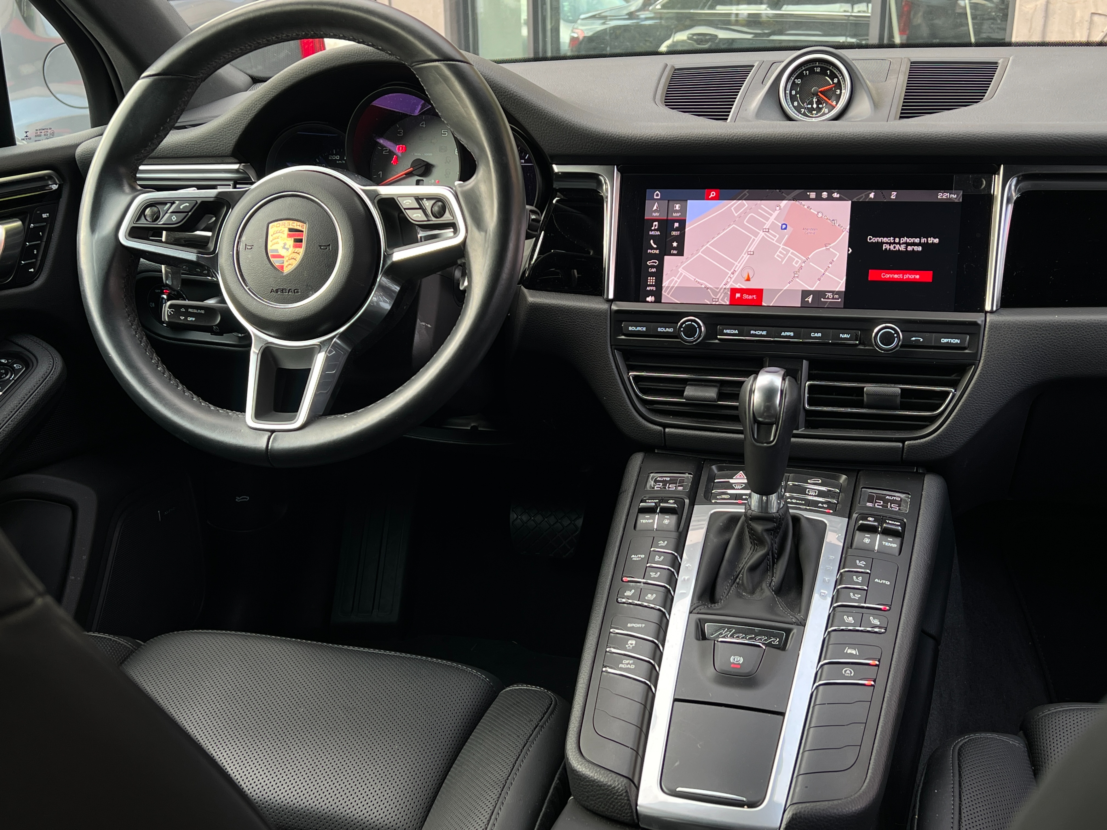 2020 Porsche Macan s | no accident | one owner | bc local - Image 16