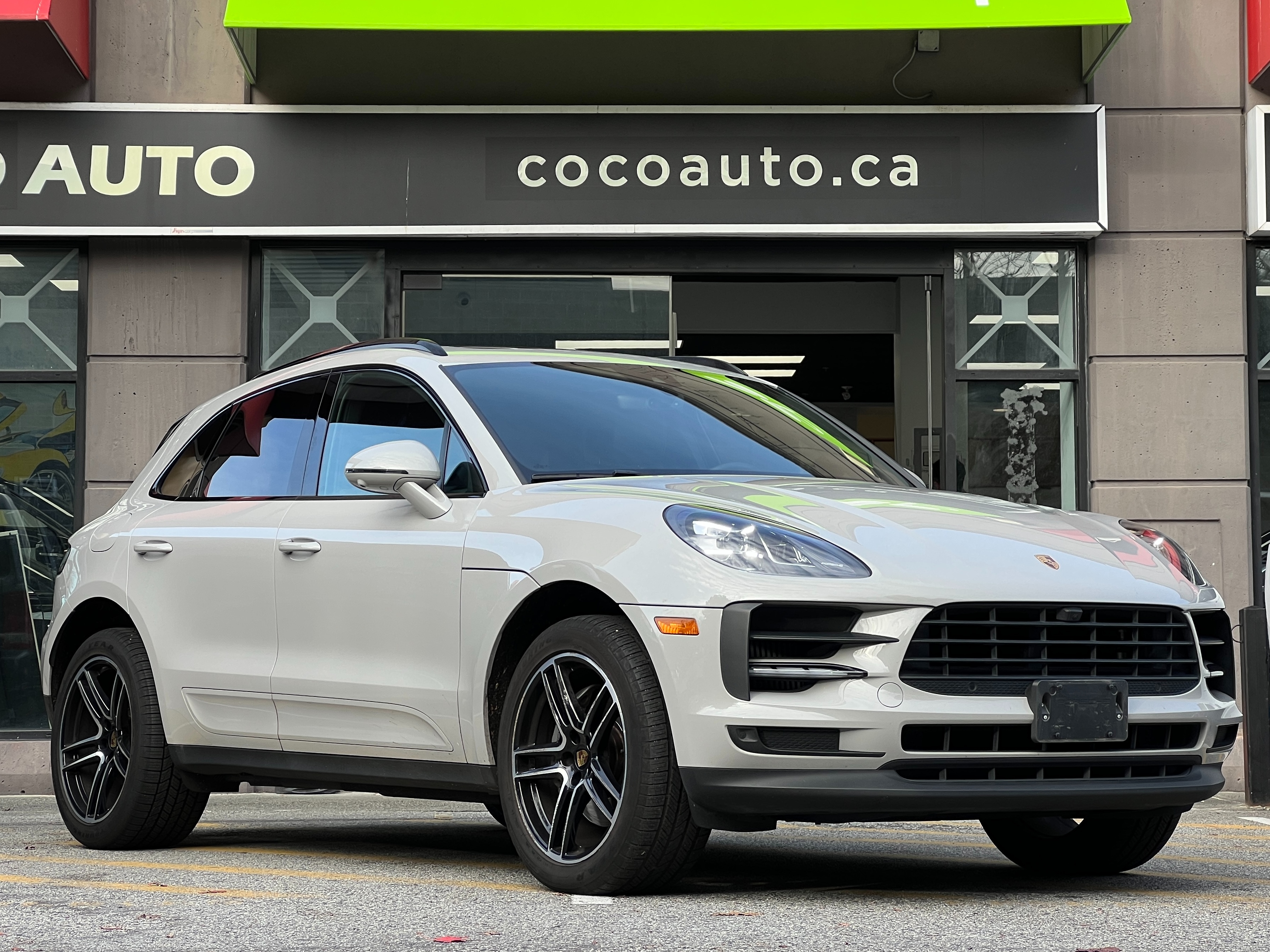 2020 Porsche Macan s | no accident | one owner | bc local