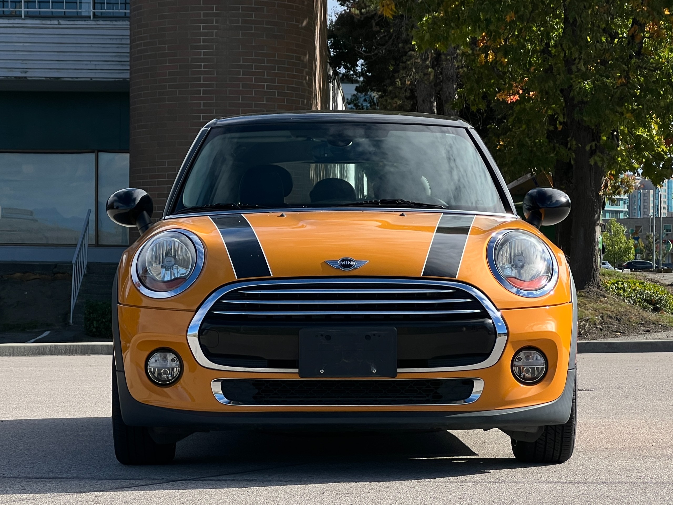 2016 Mini Cooper 5 door | manual | BC Local - Image 3