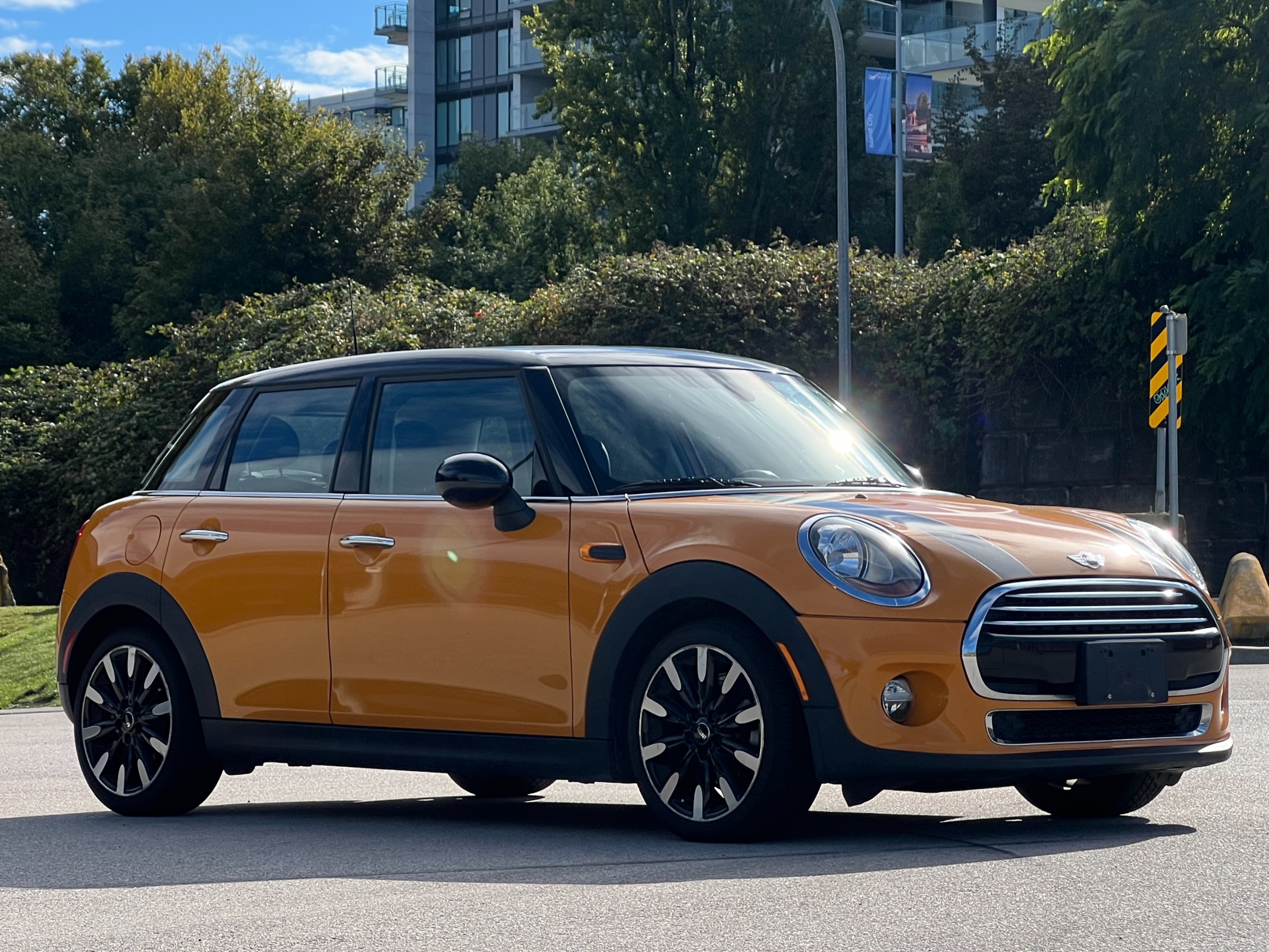 2016 Mini Cooper 5 door | manual | BC Local - Image 2