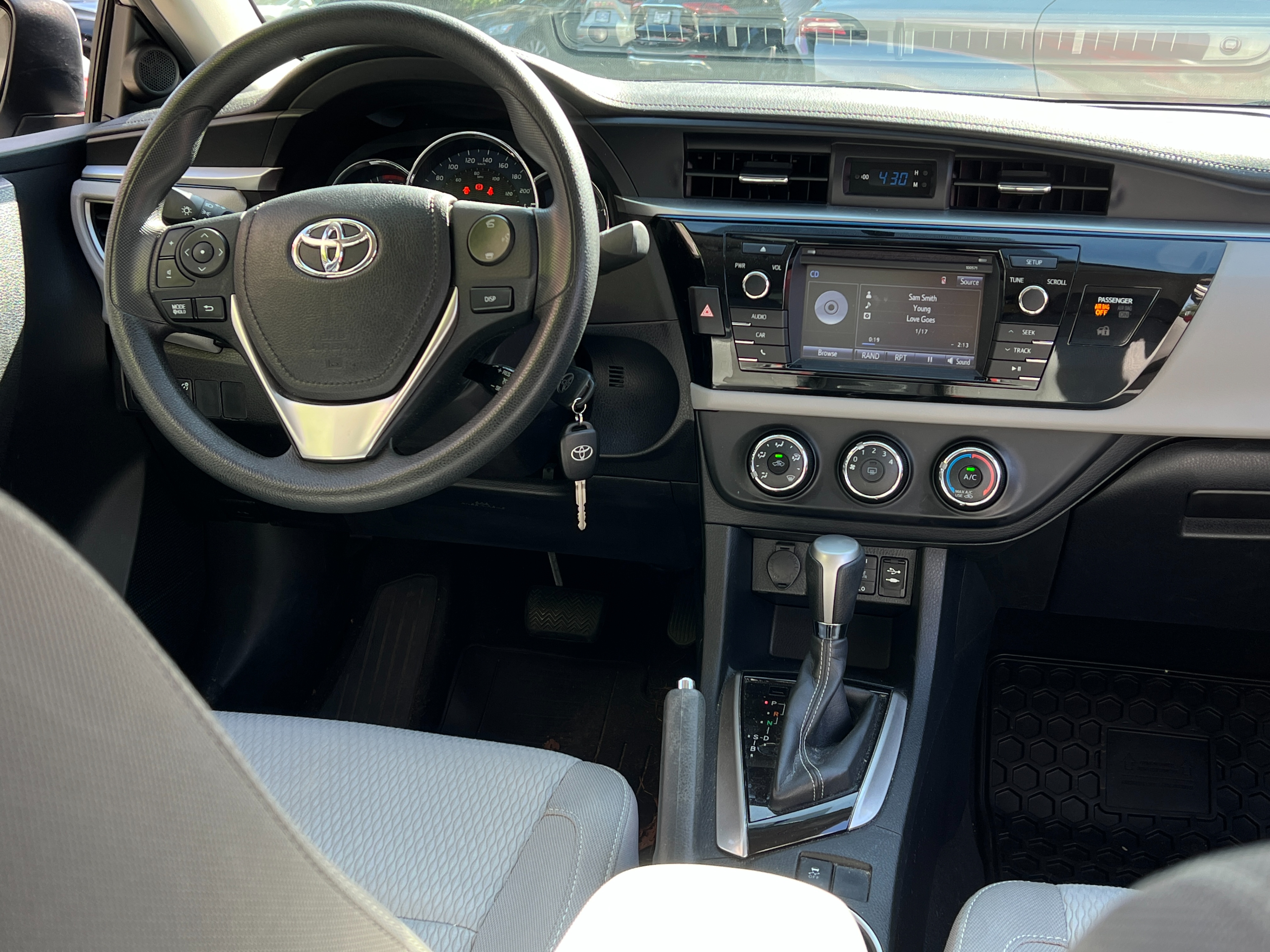 2016 Toyota Corolla LE | BC Local - Image 13
