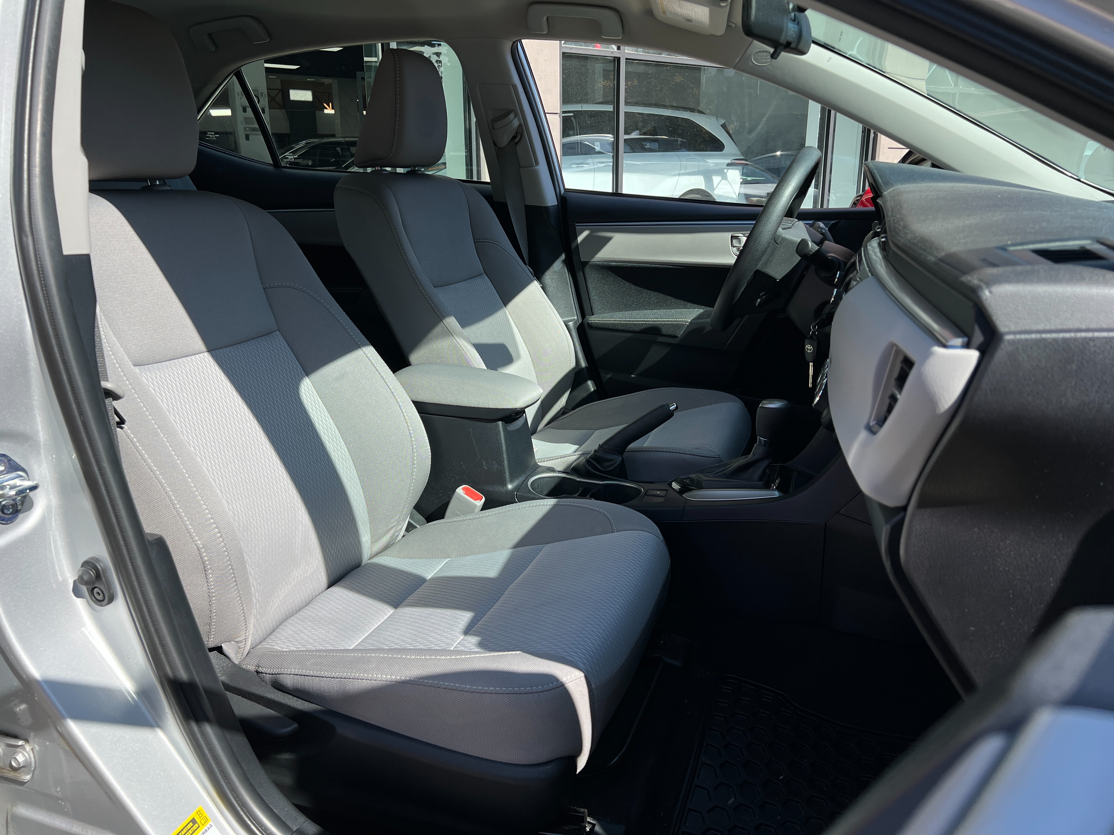 2016 Toyota Corolla LE | BC Local - Image 10