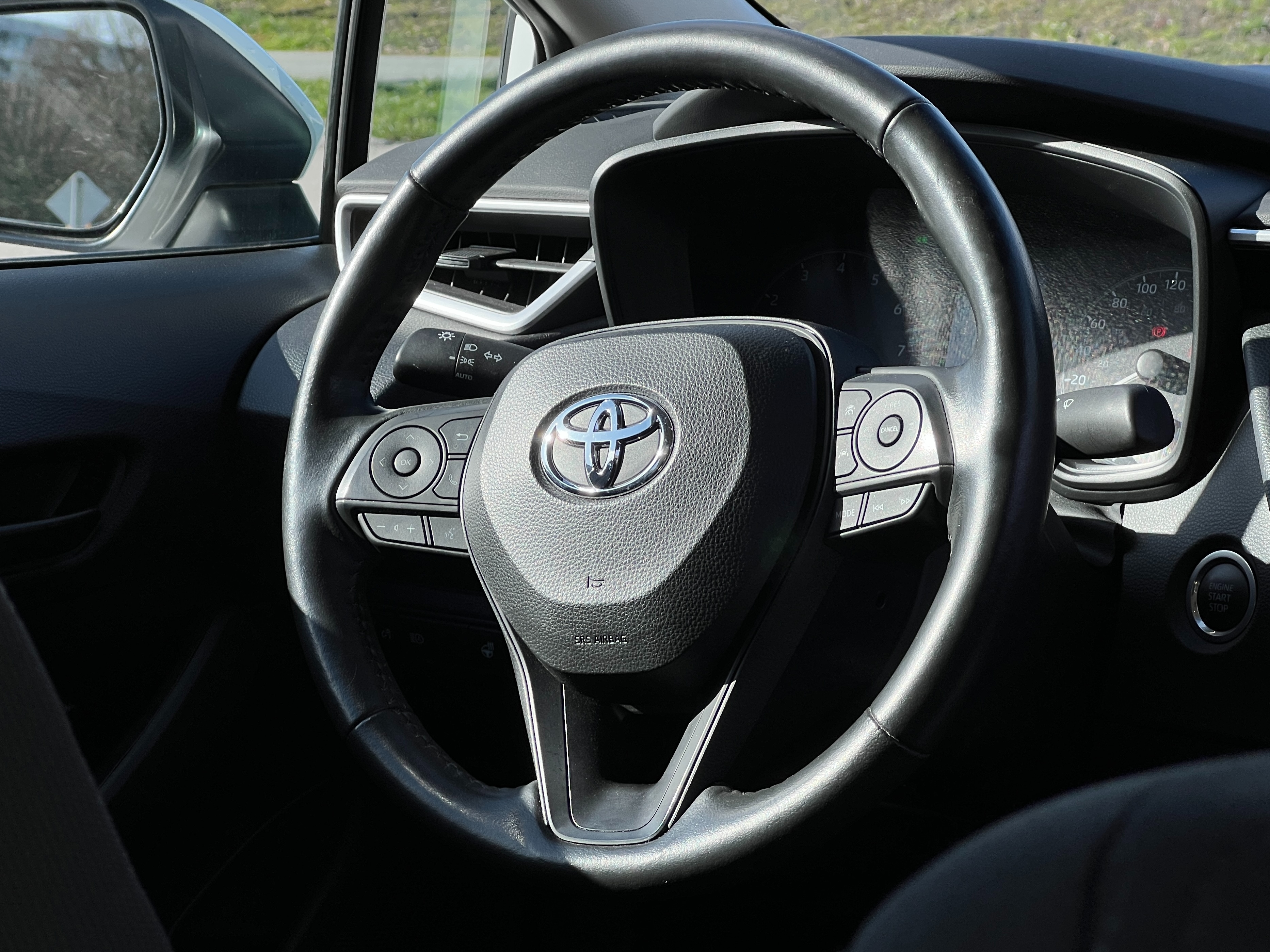 2023 Toyota Corolla | No accident - Image 13