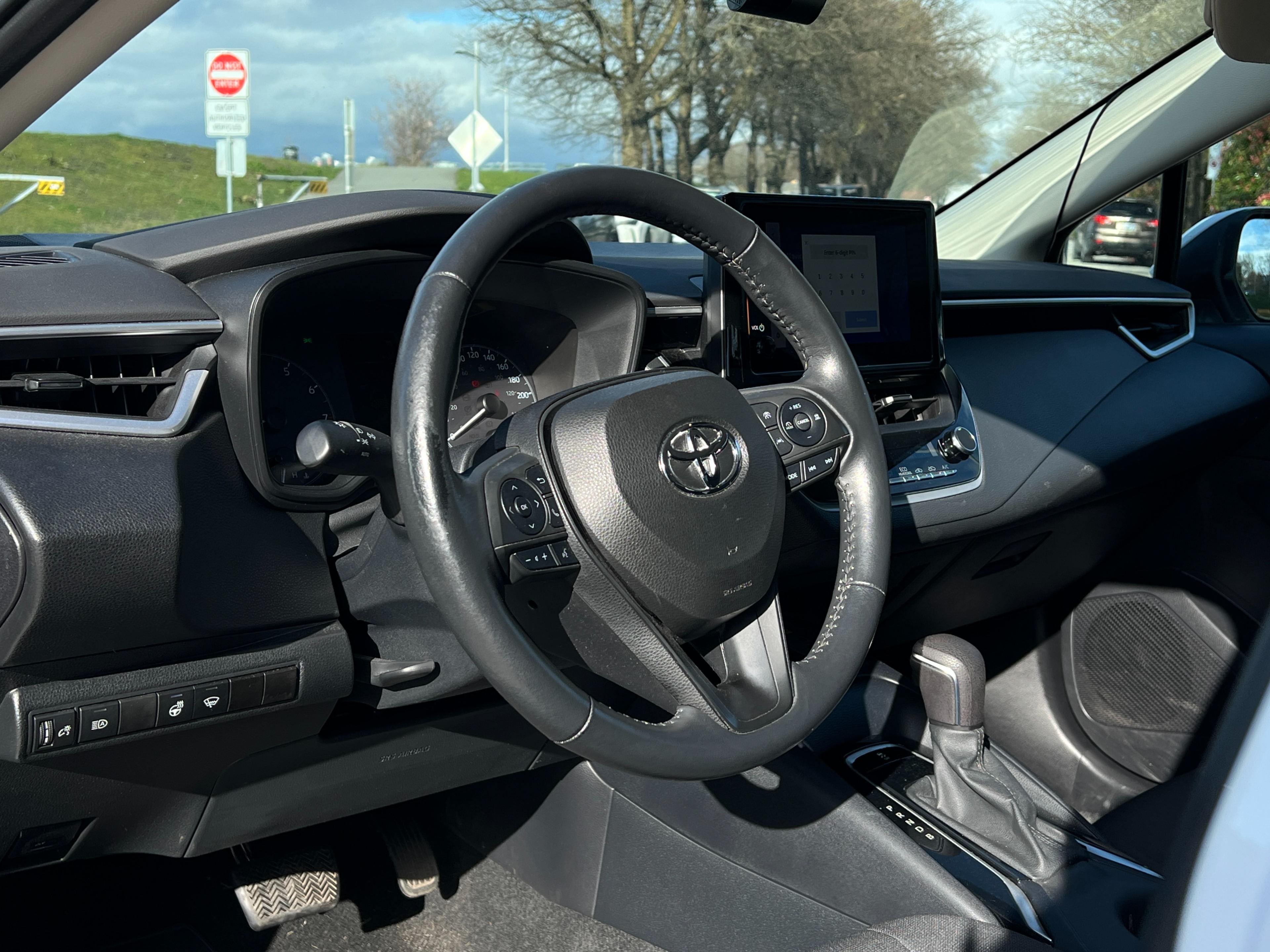 2023 Toyota Corolla | No accident - Image 8