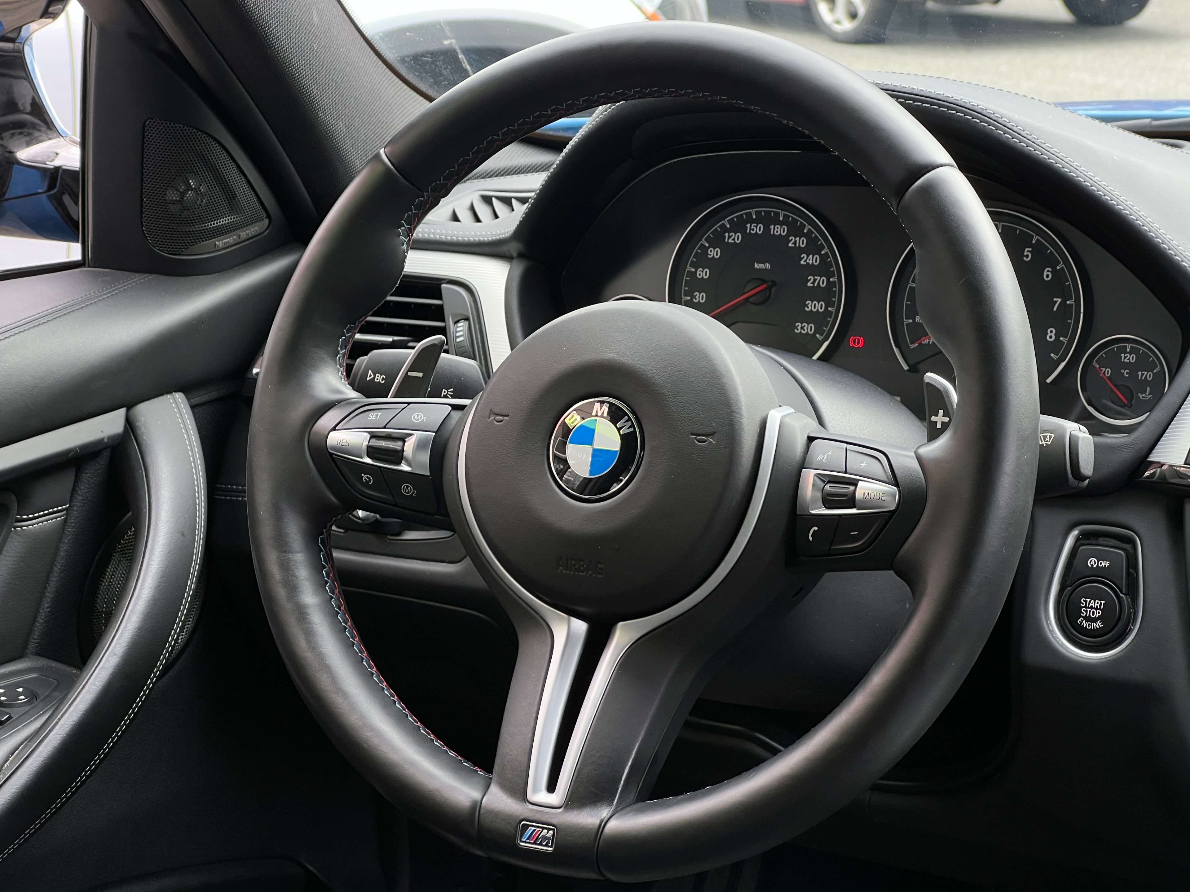 2015 BMW M3 | no accident - Image 10