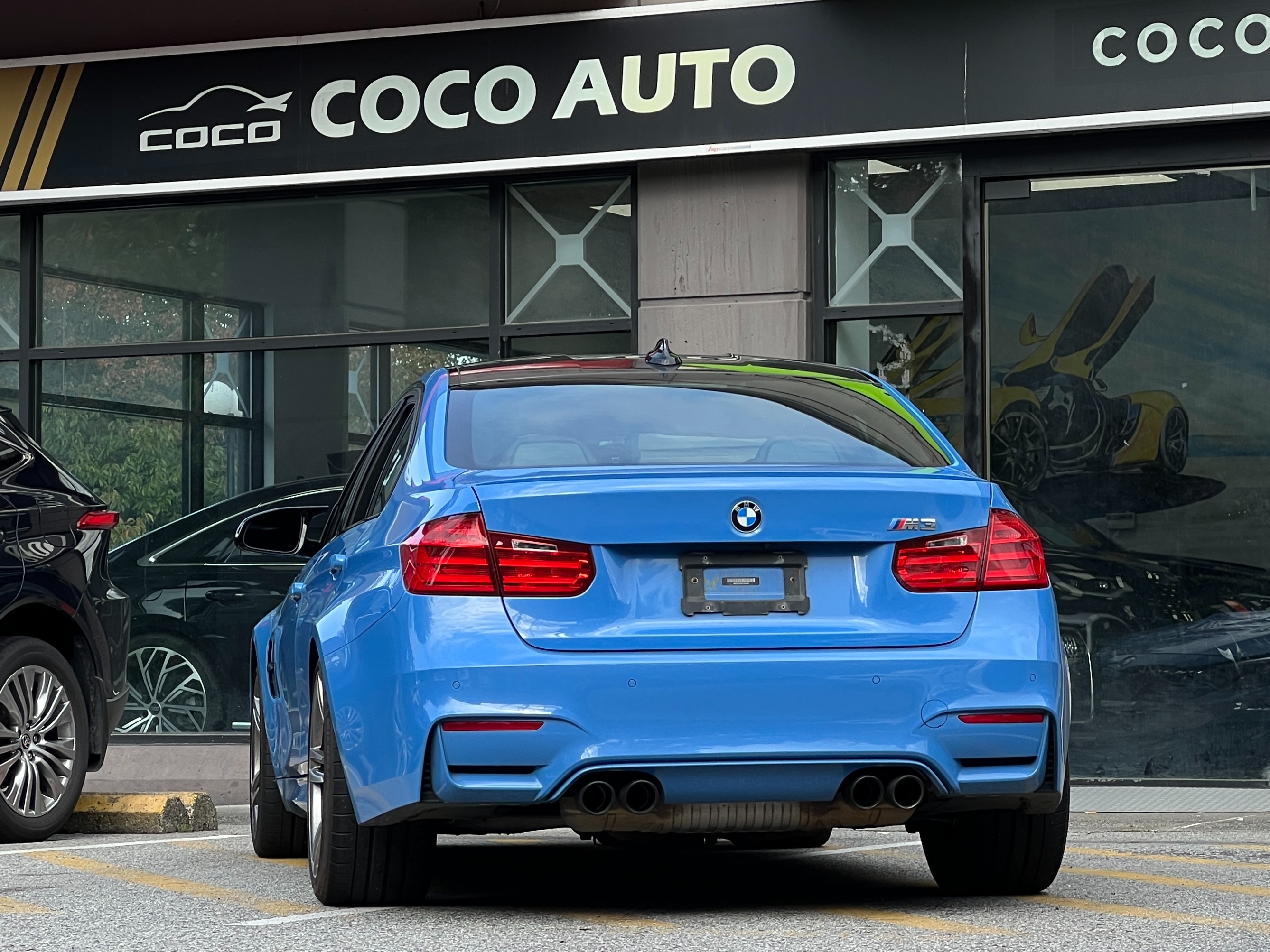 2015 BMW M3 | no accident - Image 5