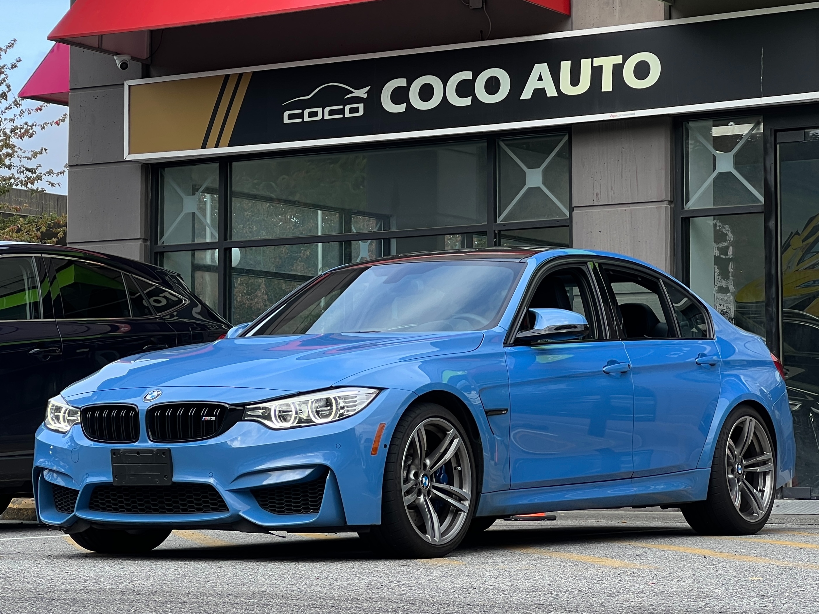 2015 BMW M3 | no accident - Image 4