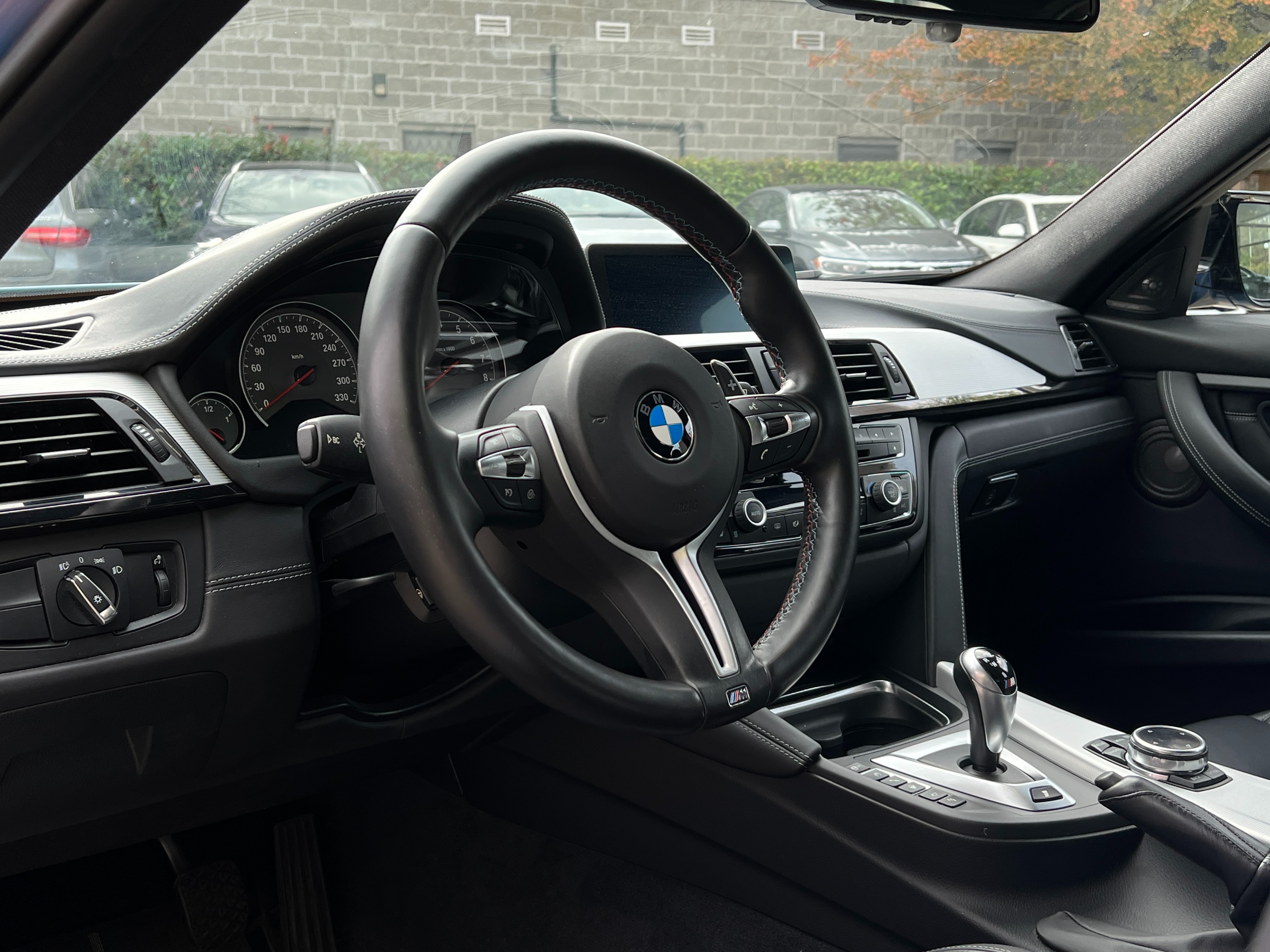 2015 BMW M3 | no accident - Image 15