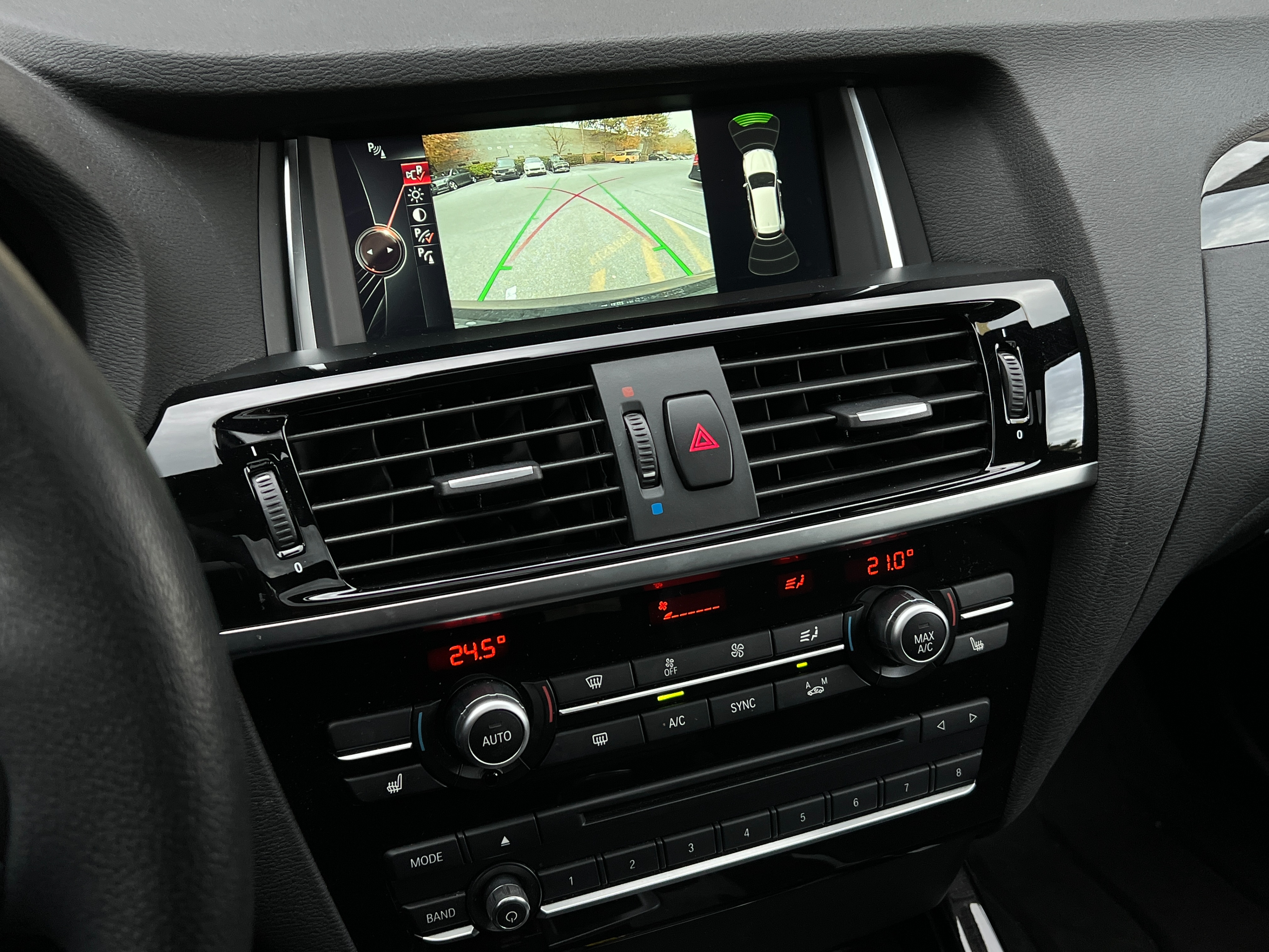 2016 BMW x3 xdrive 28d  | low km - Image 9