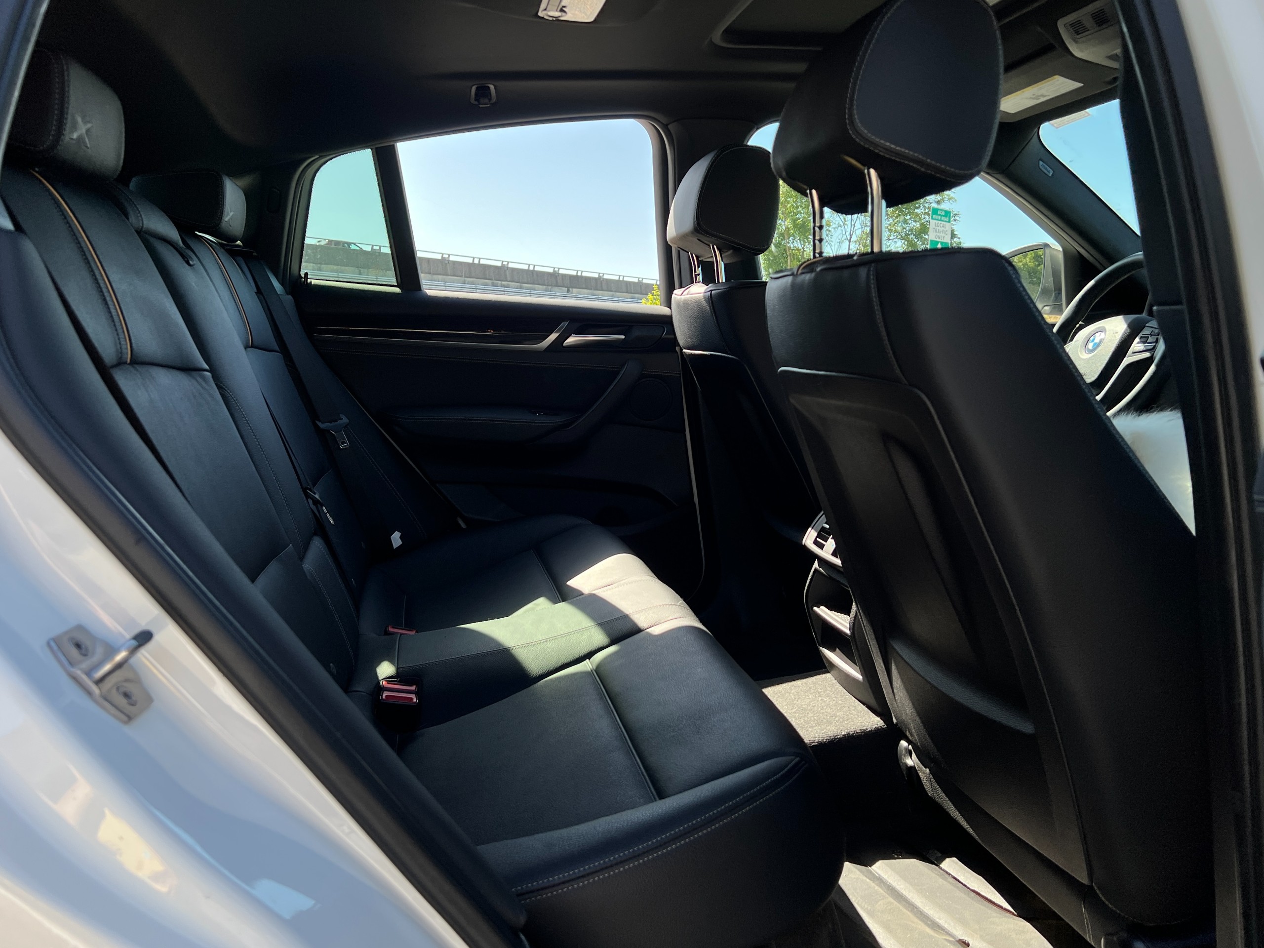 2016 BMW X4 xdrive 28i | BC Local - Image 15