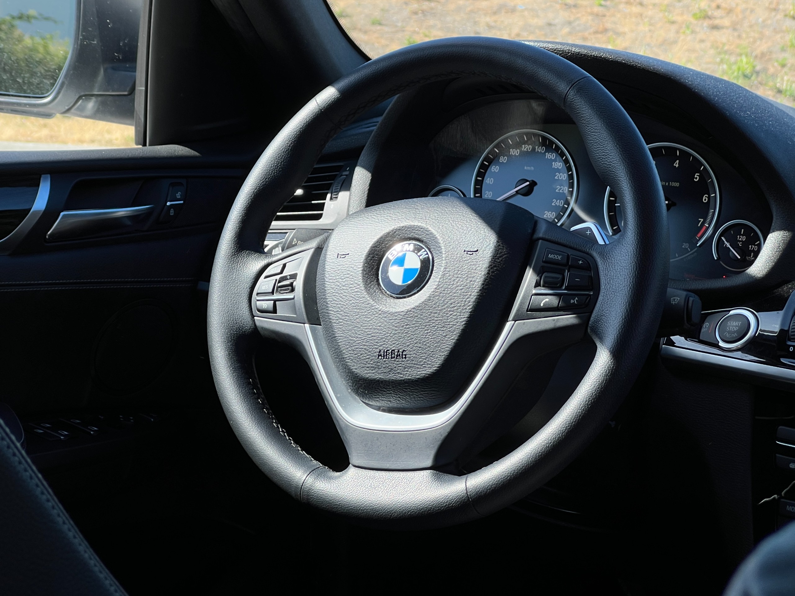 2016 BMW X4 xdrive 28i | BC Local - Image 12