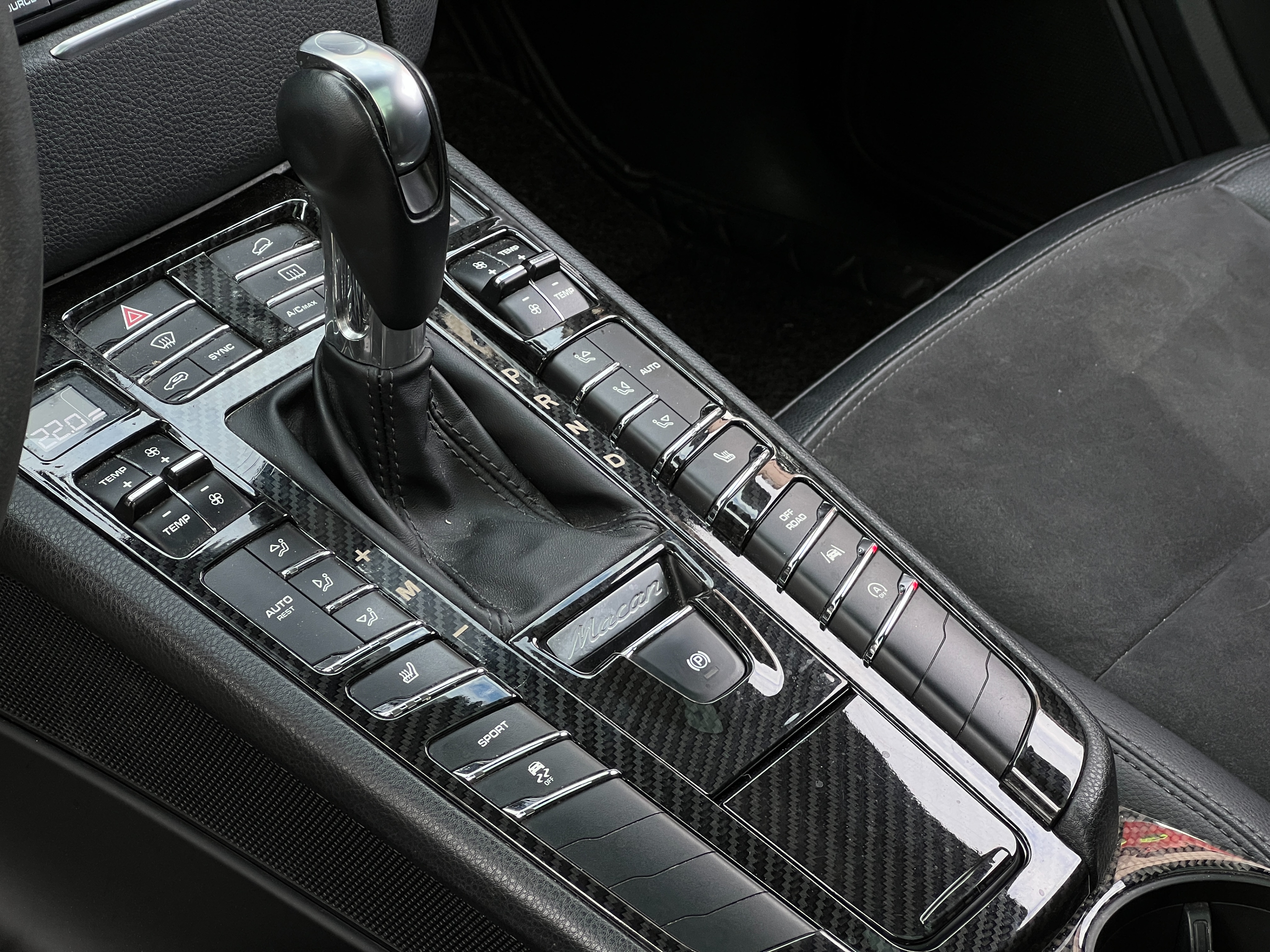 2017 Porsche Macan ｜BC Local - Image 10