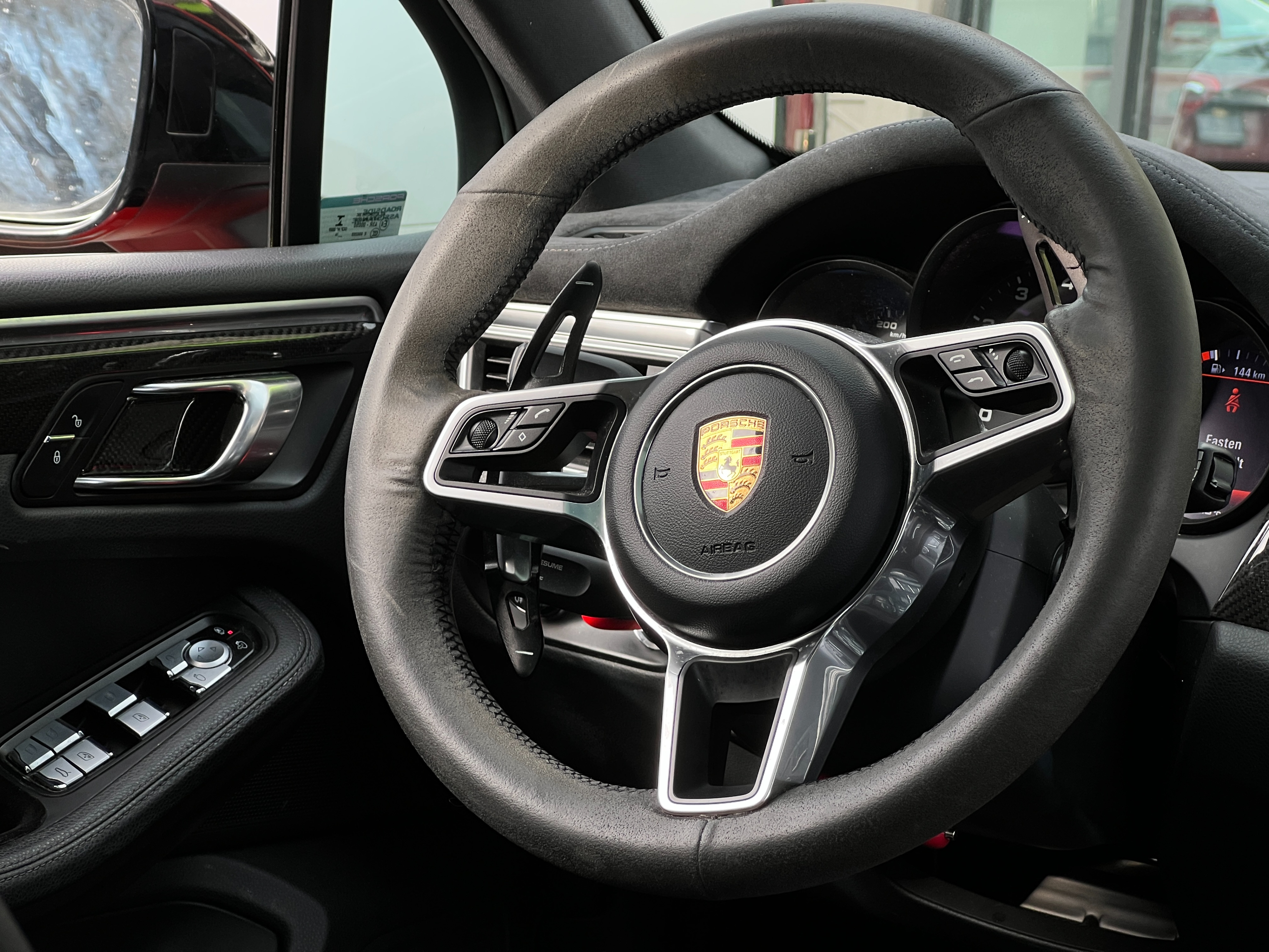 2017 Porsche Macan ｜BC Local - Image 14