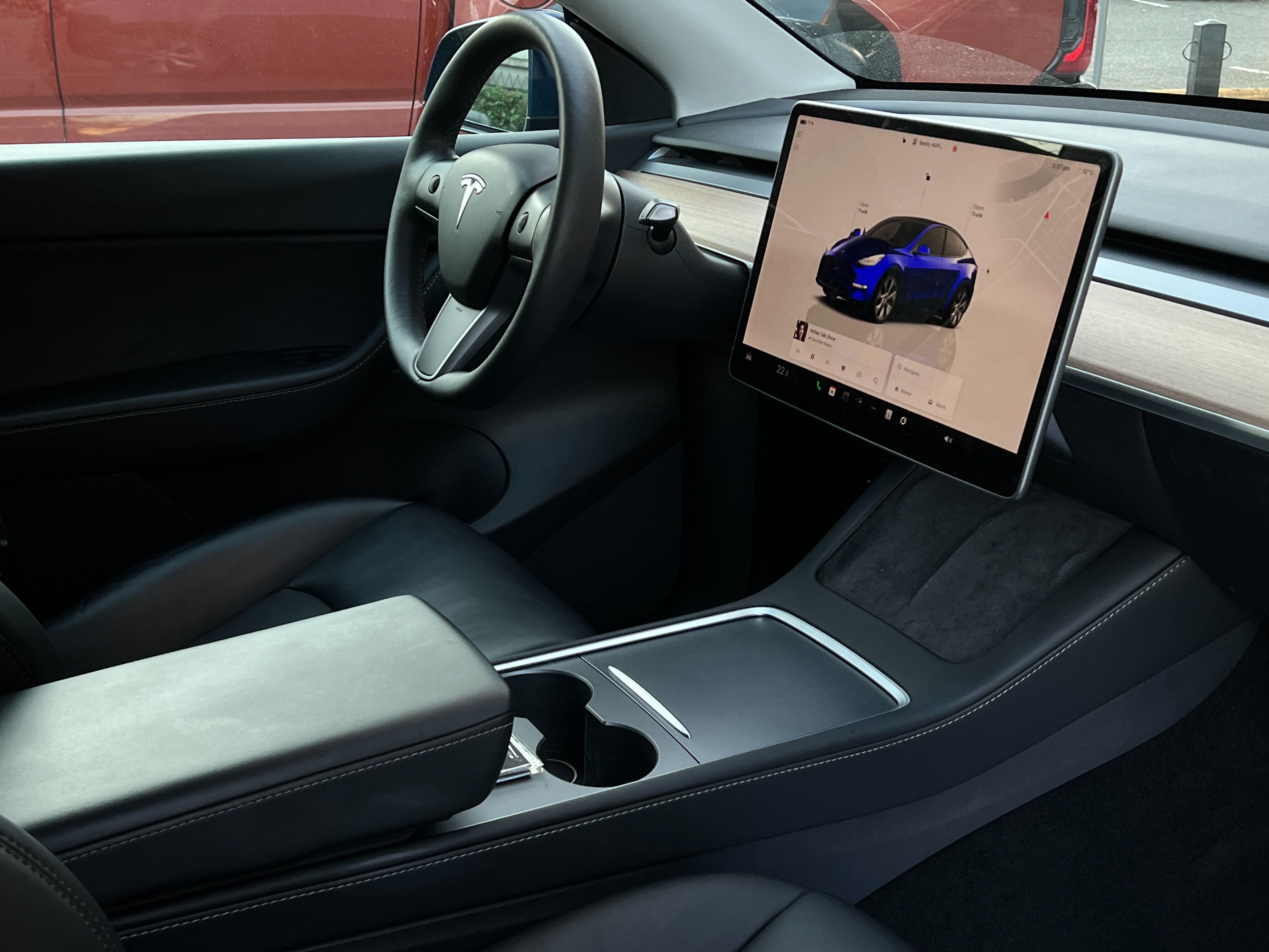 2022 Tesla Model Y long range dual motor | one owner | clean title | bc local - Image 11