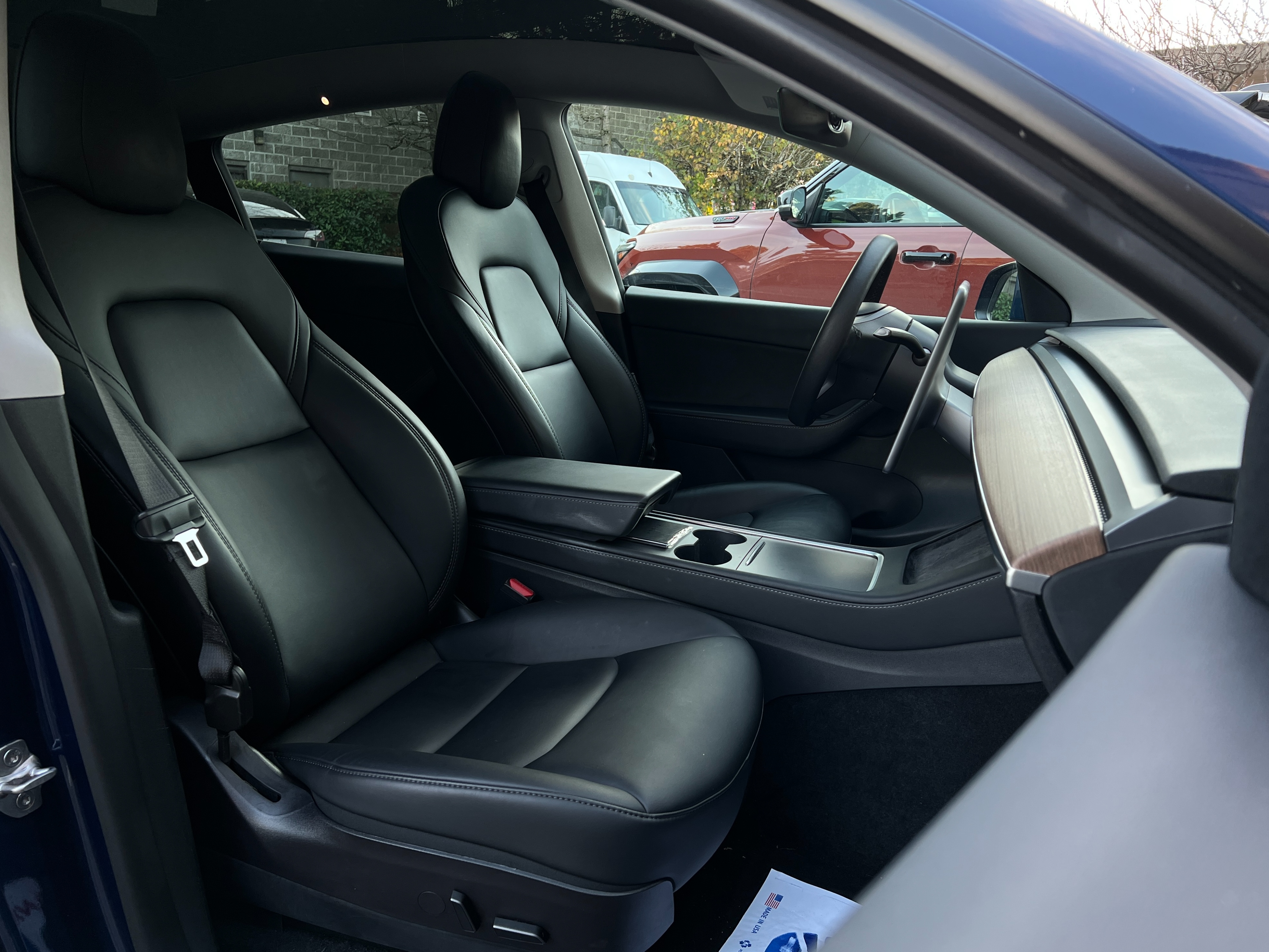 2022 Tesla Model Y long range dual motor | one owner | clean title | bc local - Image 10