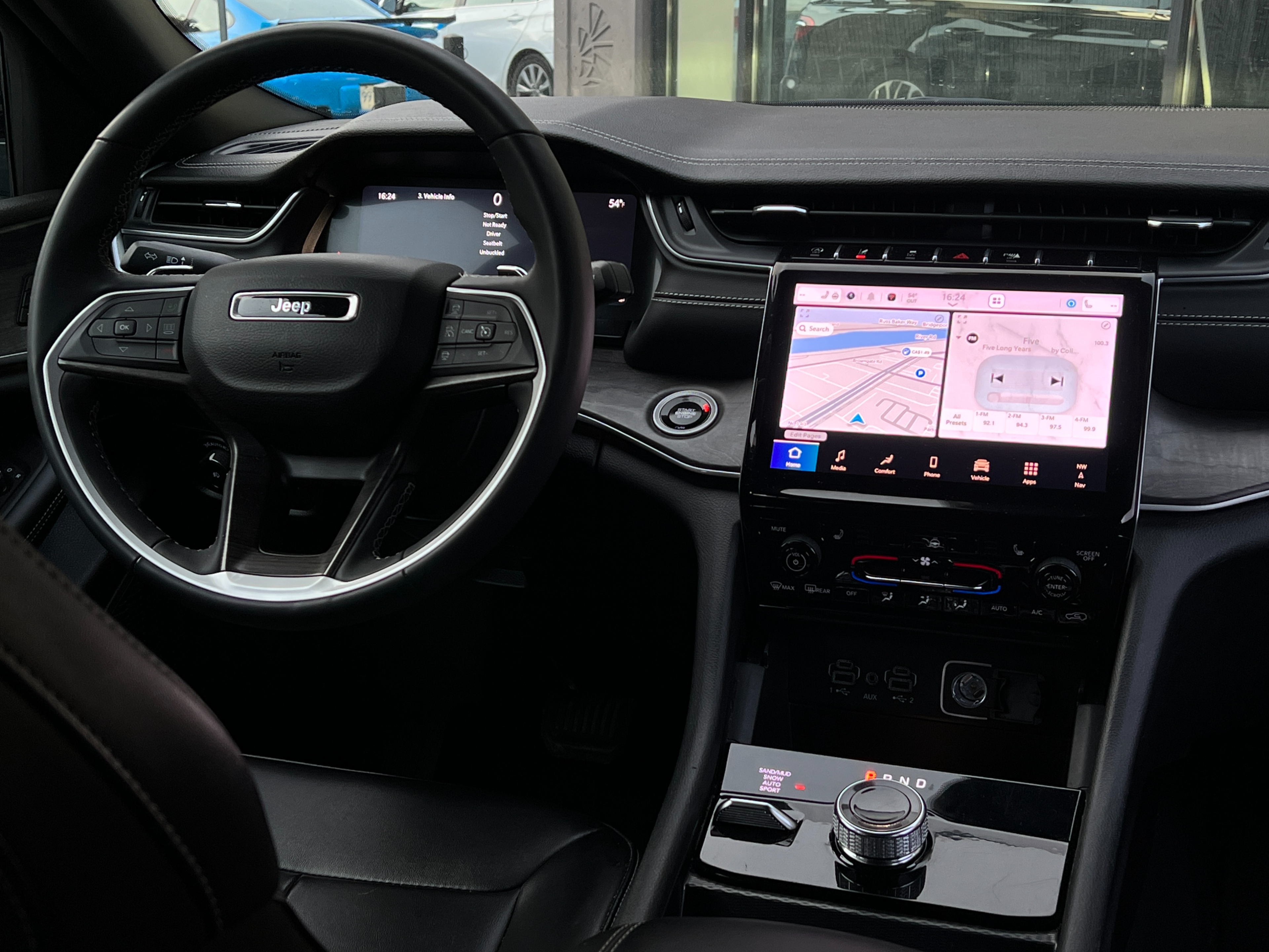 2024 Jeep Grand Cherokee L limited | No accident - Image 13