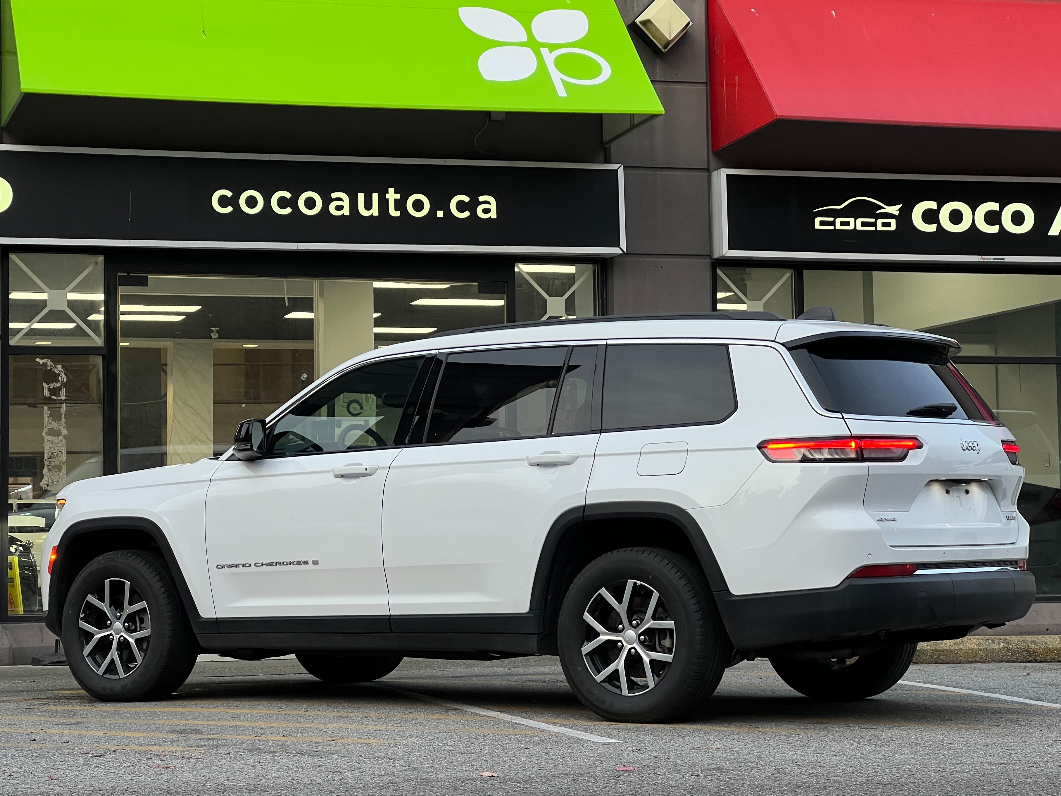 2024 Jeep Grand Cherokee L limited | No accident - Image 7