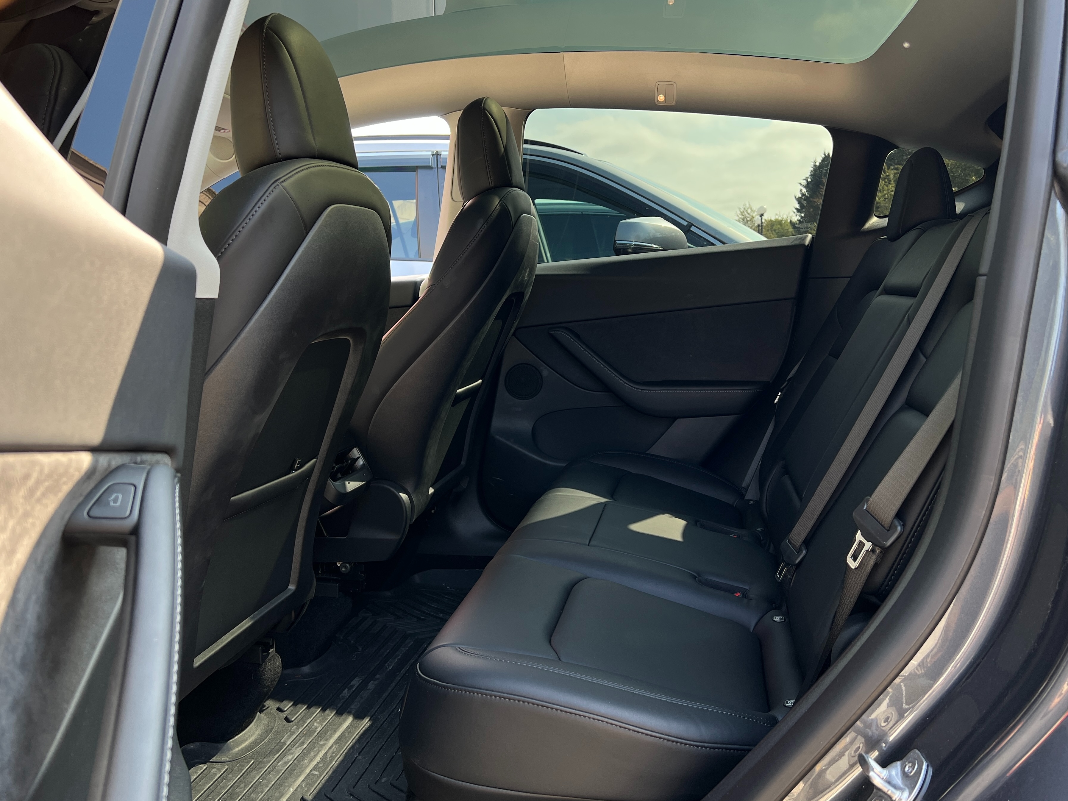2022 Tesla Model y - Image 14