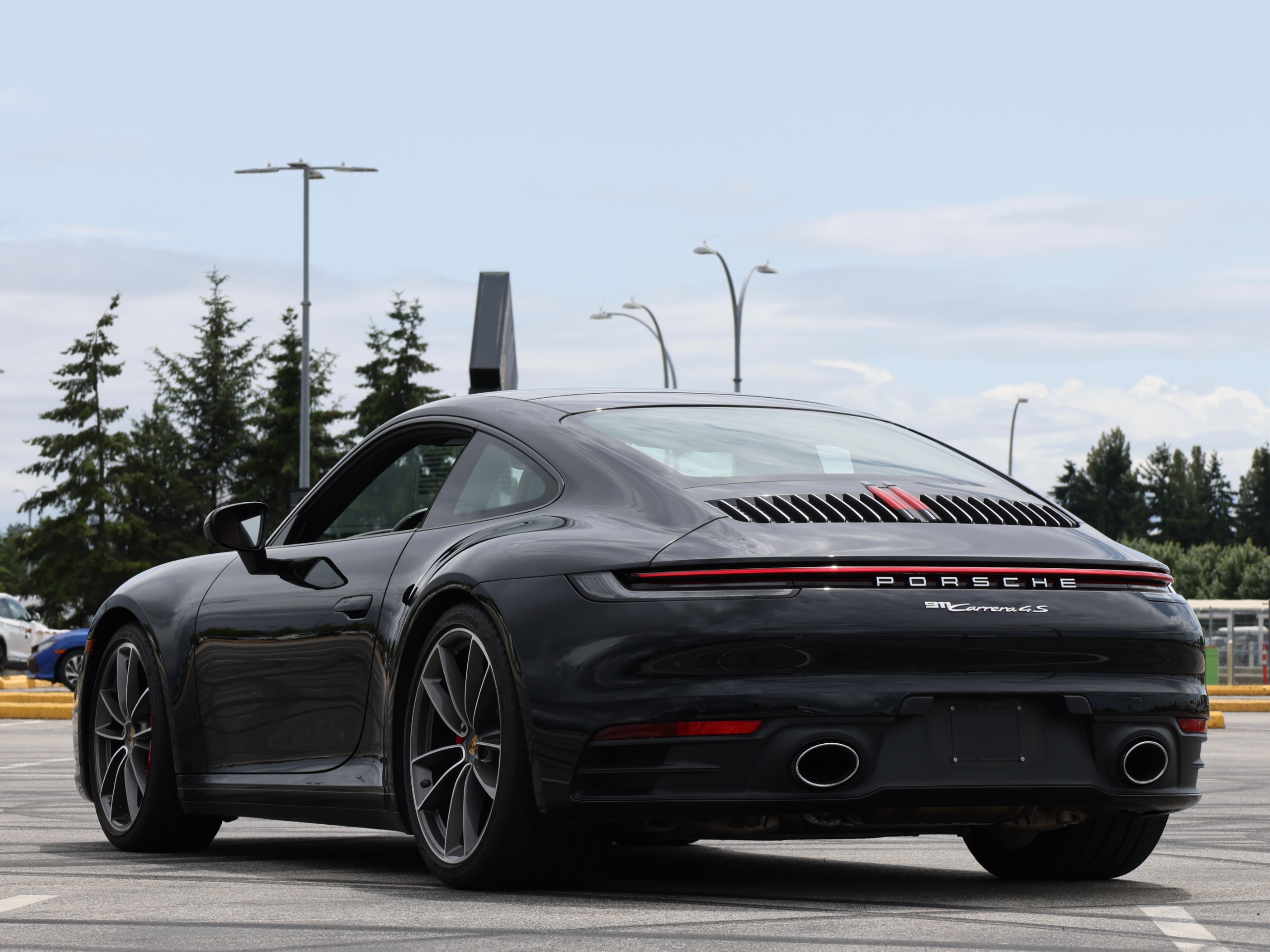 2020 Porsche 911 Carrera 4s  - Image 7